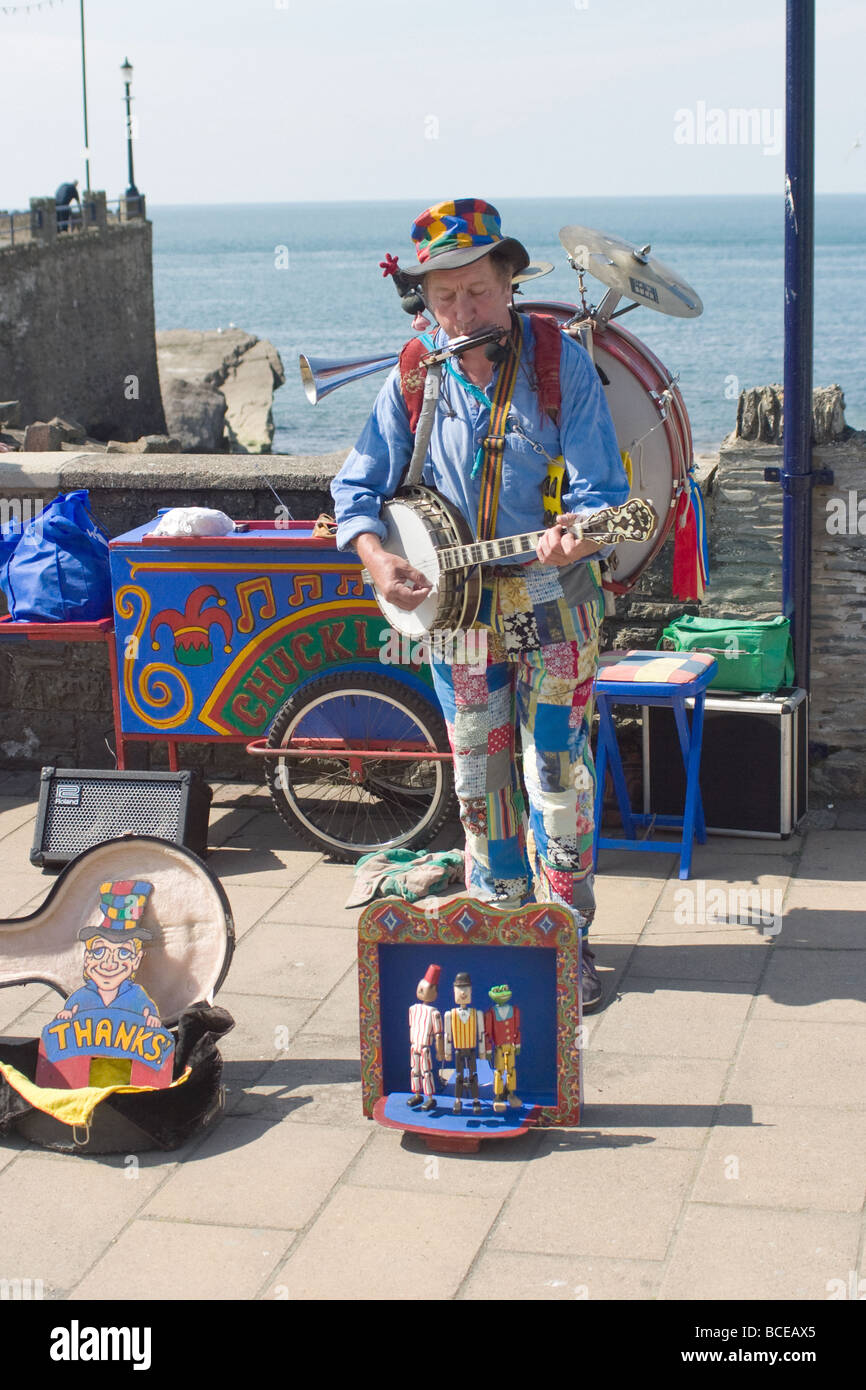 Chucklefoot one man band divertente folle sul mare Foto Stock