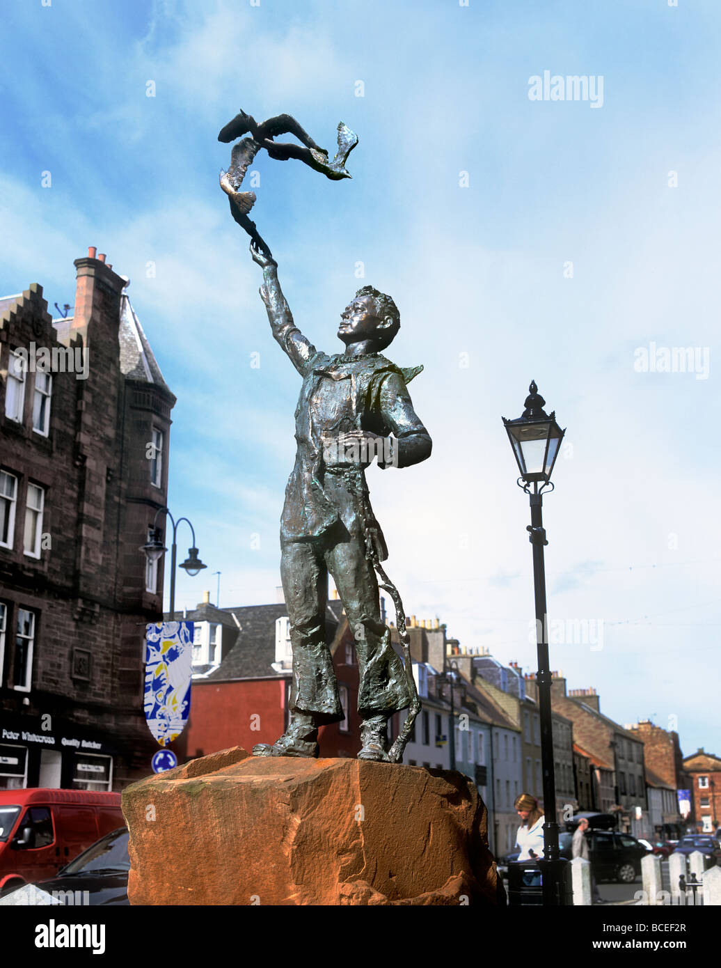 Statua di John Muir, pionieristico conservazionista e fondatore della US Sierra Club. Statua si trova in High St, Dunbar, Scozia Foto Stock
