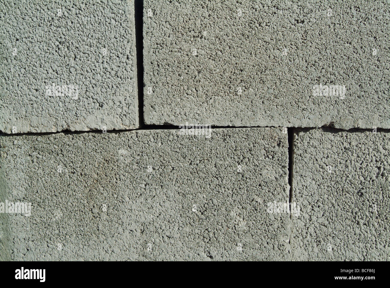 Impilate i blocchi di calcestruzzo in corrispondenza di un sito in costruzione Foto Stock