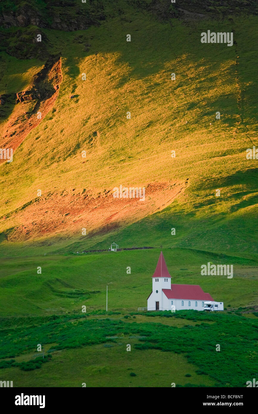 Vik storica chiesa, Vik, South Coast, Islanda Foto Stock