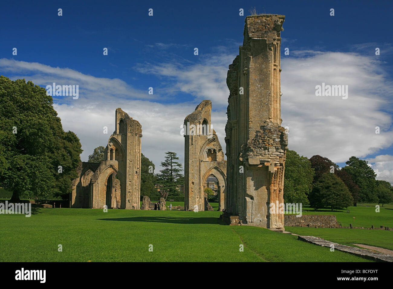 Abbazia di Glastonbury rovine, Somerset, Inghilterra, Regno Unito Foto Stock