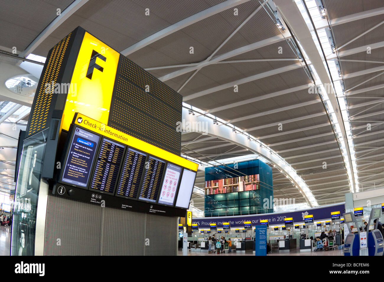 Il Terminal 5 di Heathrow, Londra, Inghilterra Foto Stock