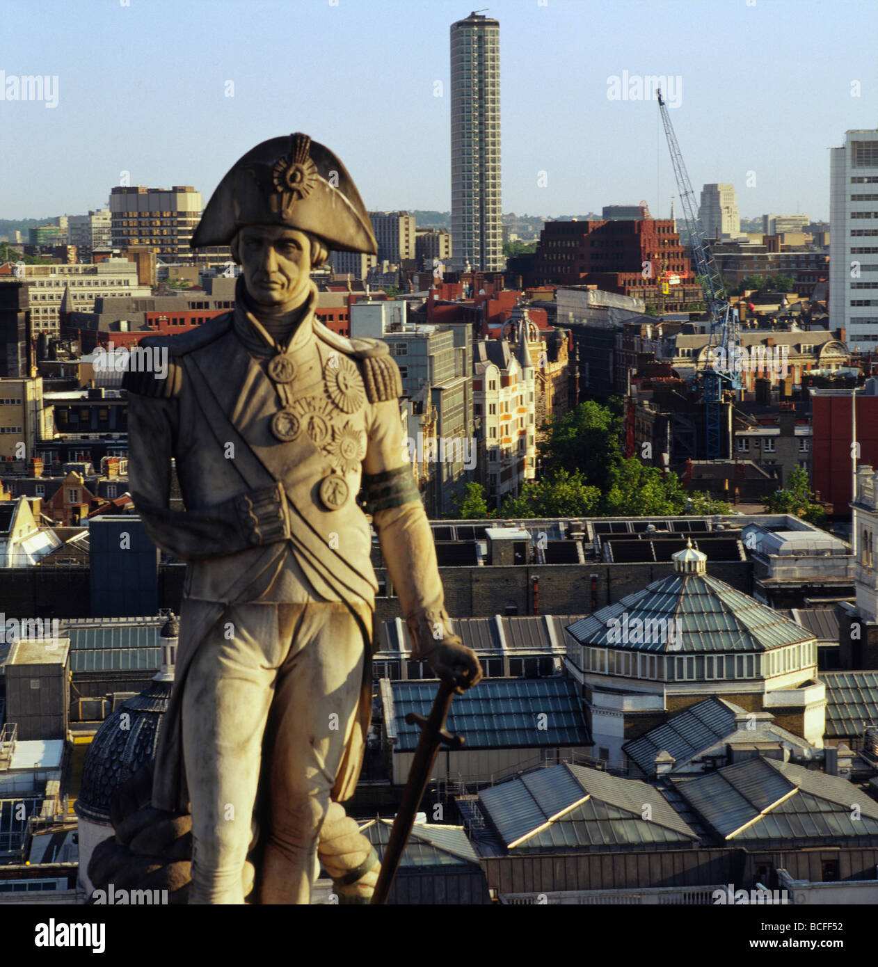 Antenna close up di Nelson sulla colonna London REGNO UNITO Foto Stock