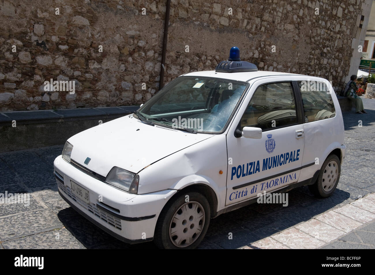 Polizia shop locale sicilia