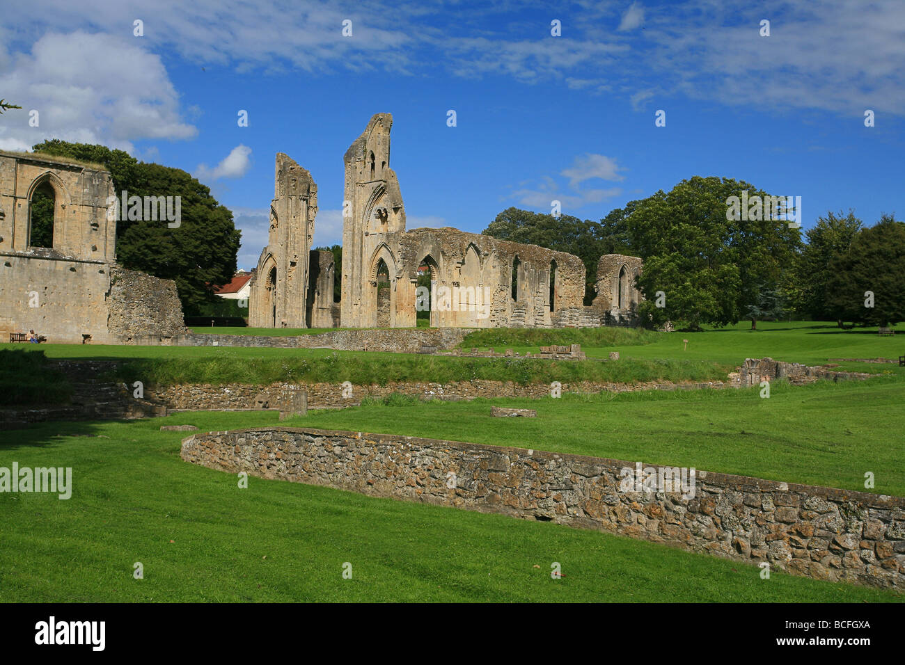 Abbazia di Glastonbury rovine, Somerset, Inghilterra, Regno Unito Foto Stock