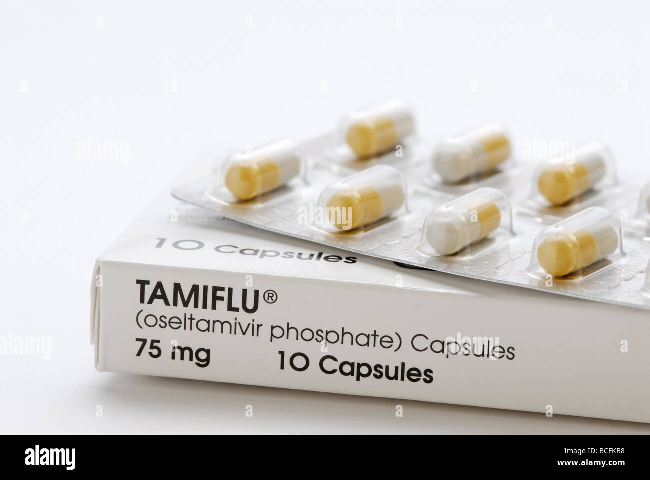 Tamiflu oseltamivir, un farmaco antivirale usato per il trattamento di influenza A e influenza B compresi influenza suina e influenza aviaria Foto Stock