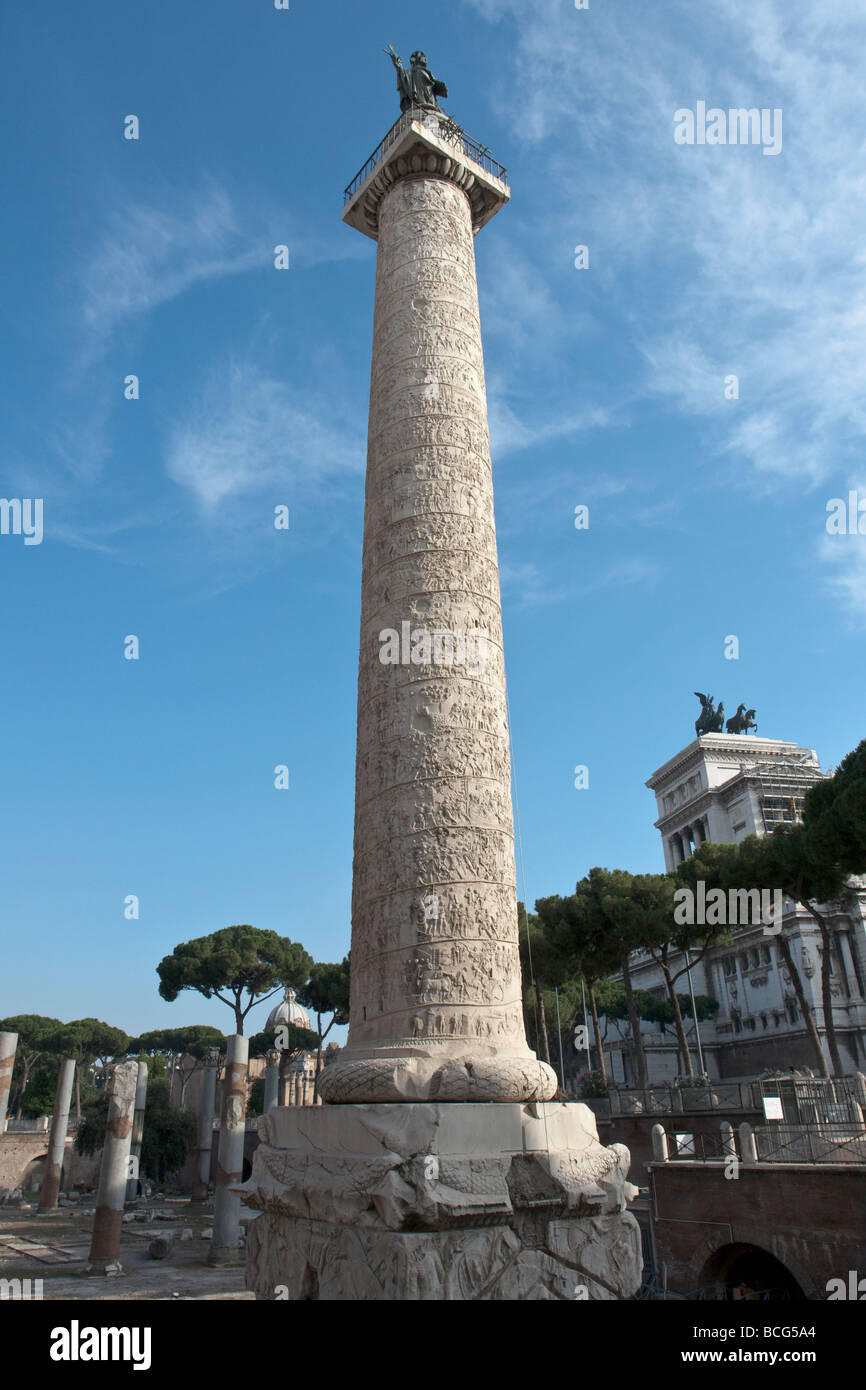 Roma, Italia. Colonna di Traiano nel Foro di Traiano. Foto Stock