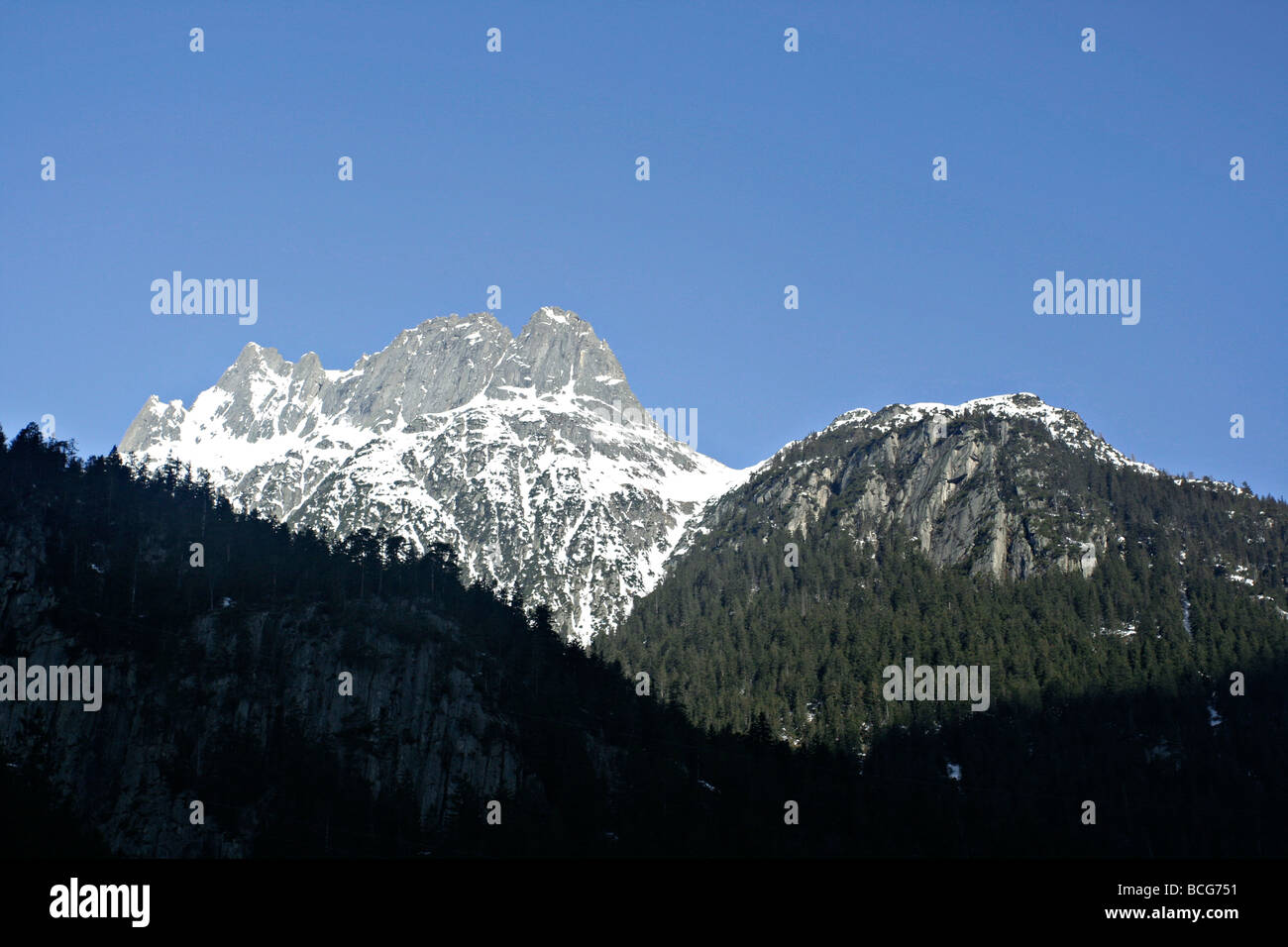 Tappo di neve montagna delle Alpi Svizzere. Foto Stock