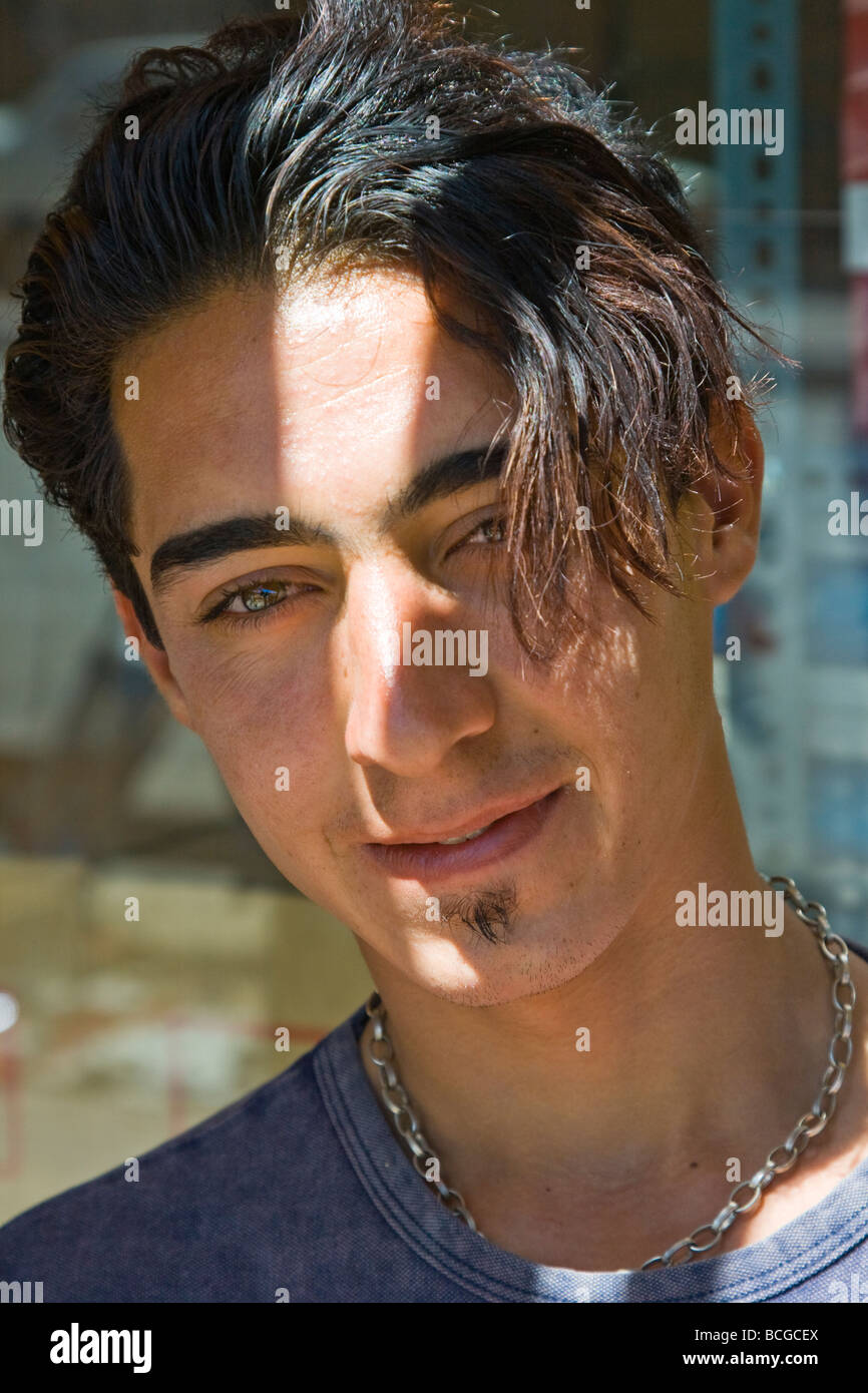 Giovane uomo in Hamadan Iran Foto Stock