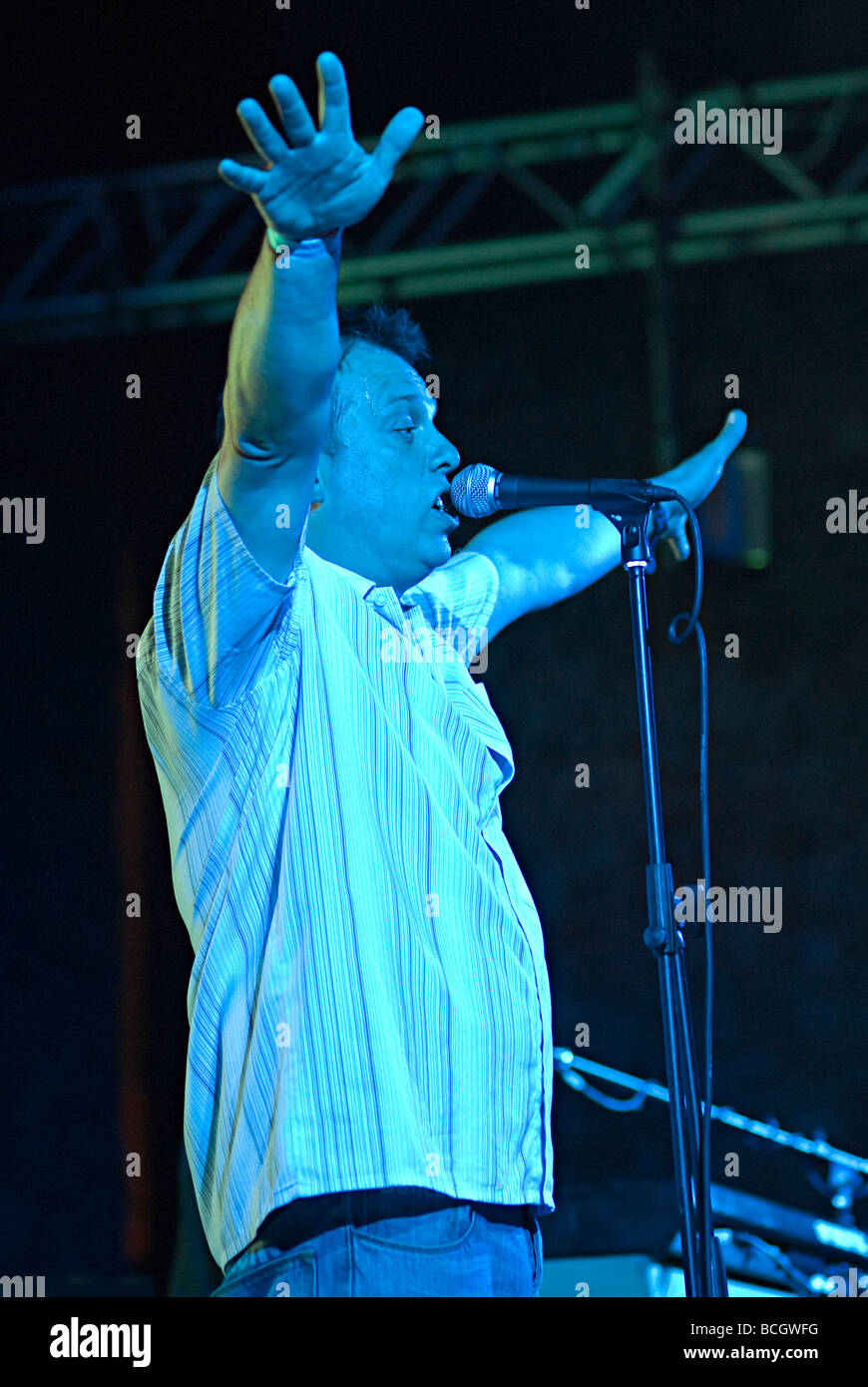 Til inspiral carpets band alternative rock da manchester suonare dal vivo a radici ville birmingham 2007 Tom Hingley Foto Stock