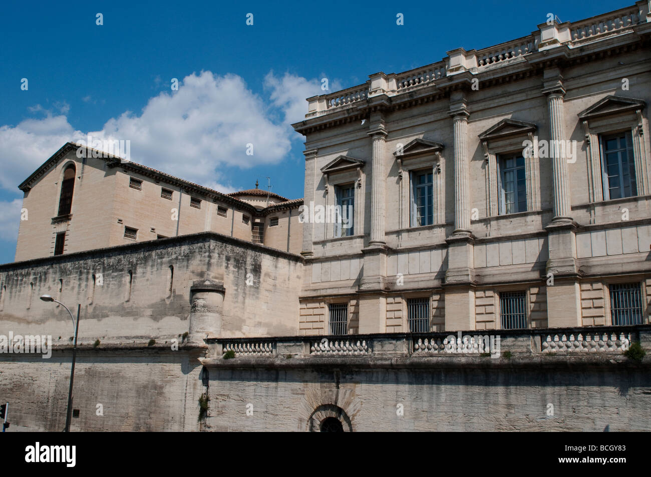 Legge Court House e la prigione Longuedoc Montpellier Francia Foto Stock