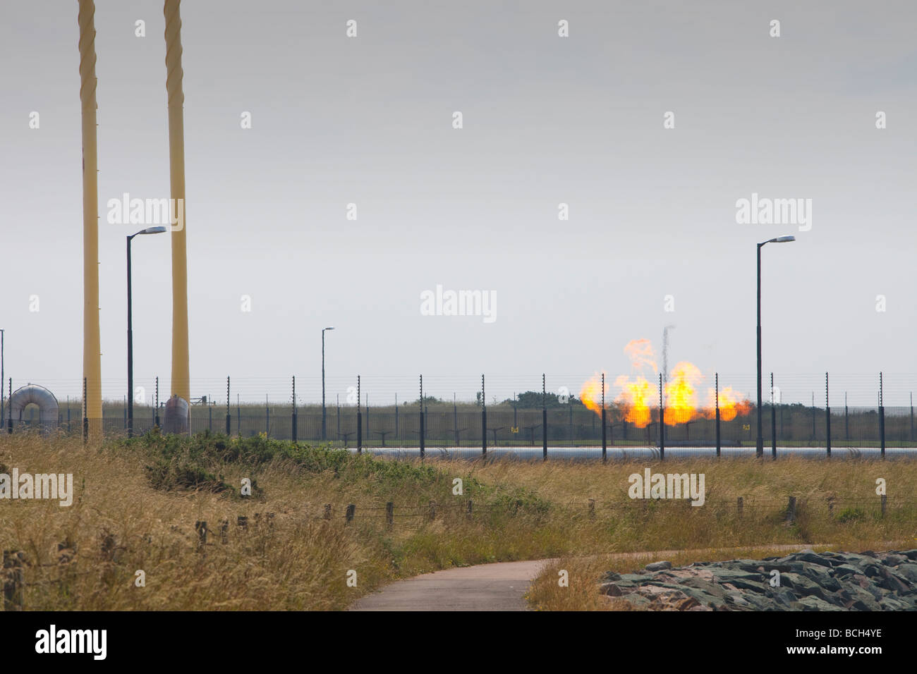 Svasatura off gas a un impianto di trattamento di gas a Rampside vicino a Barrow in Furness Regno Unito Foto Stock