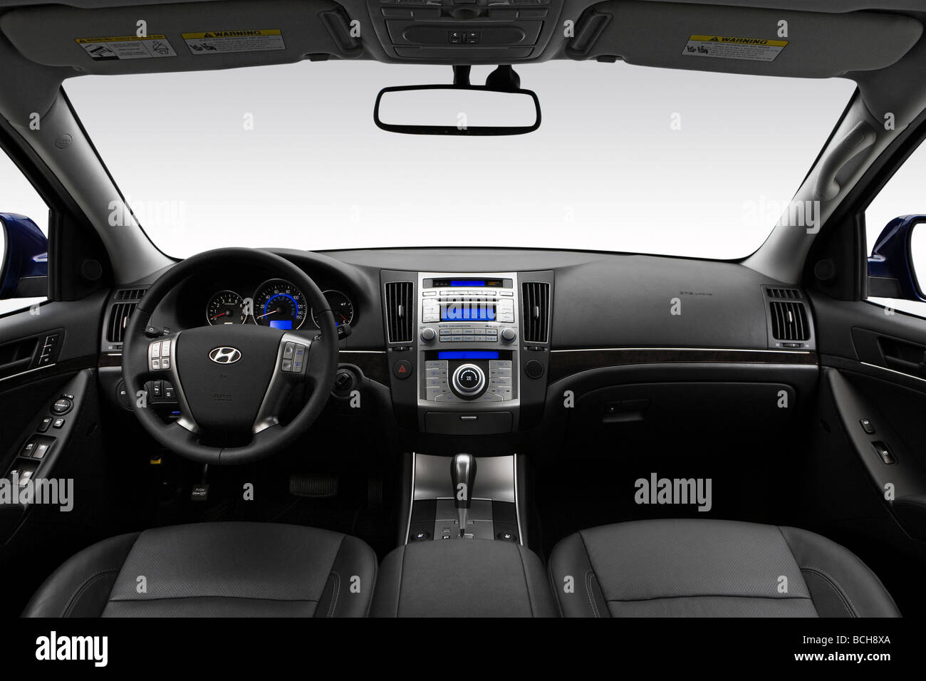 2009 Hyundai Veracruz Limited in blu - Cruscotto, consolle cambio di marcia visualizzare Foto Stock