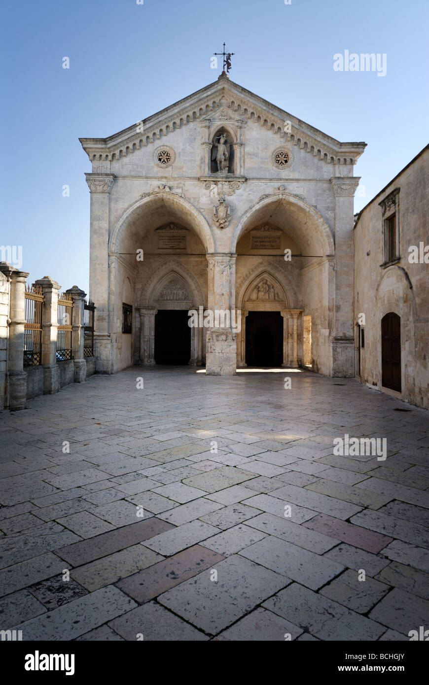 San Michele Arcangelo Monte Sant Angelo Monte Sant' Angelo Puglia Italia Gargano Santuario di San Michele