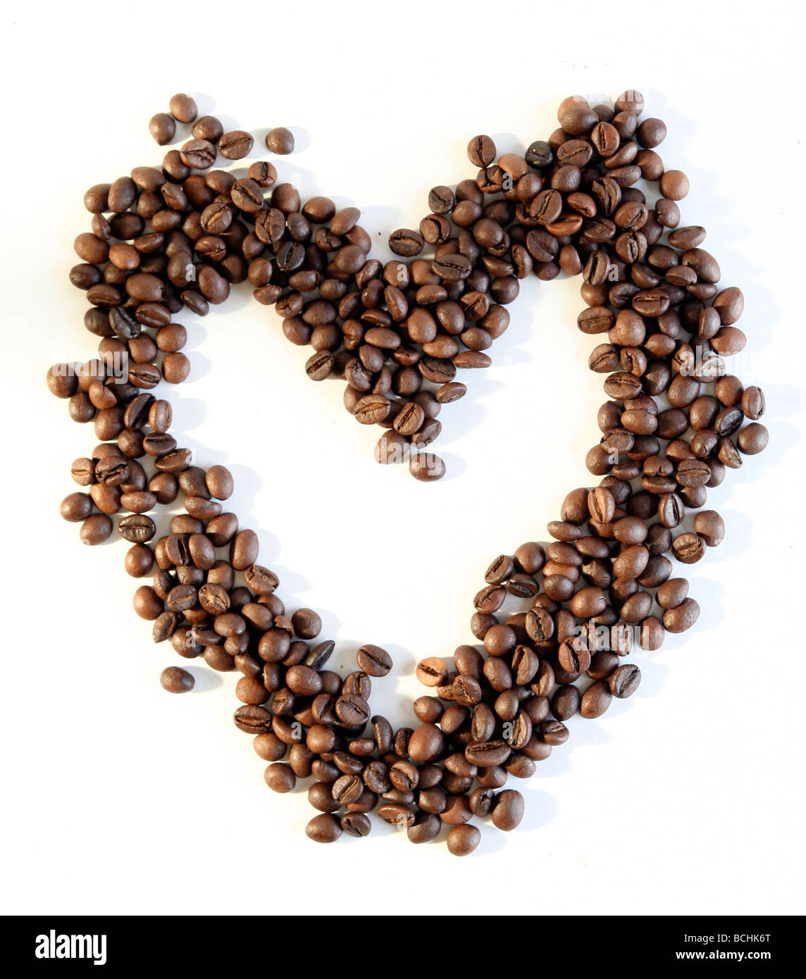 Cuore realizzato da chicchi di caffè Foto Stock