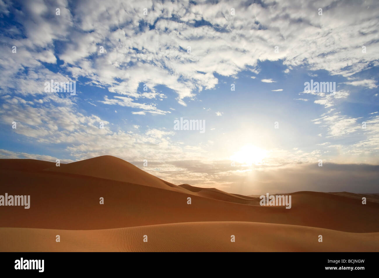 Emirati Arabi Uniti, Liwa Oasis, dune di sabbia vicino al quartiere vuoto deserto Foto Stock