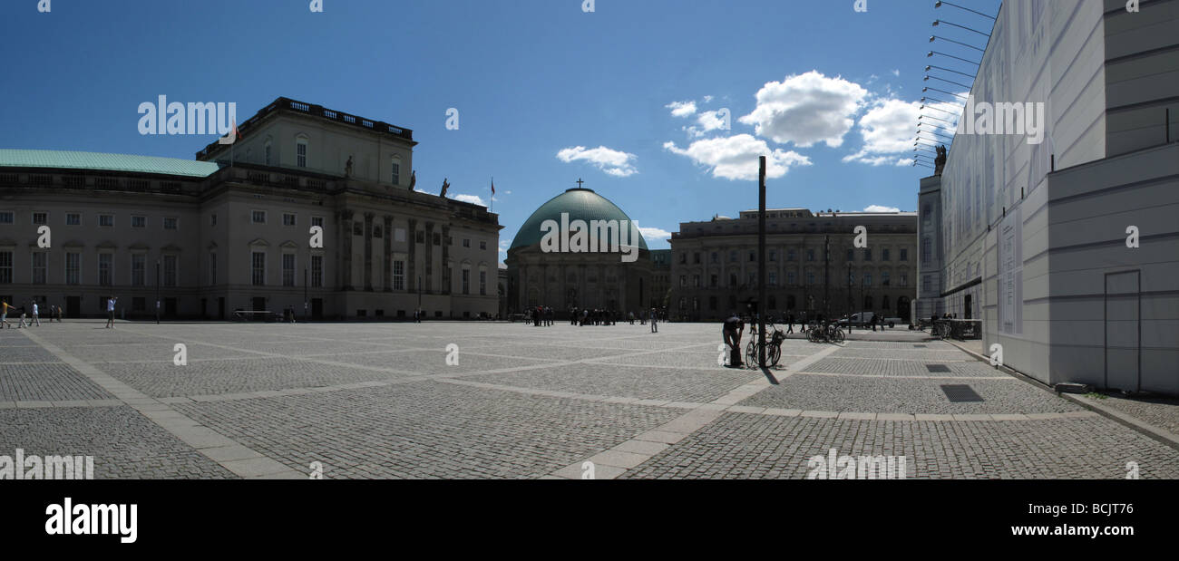 Germania Berlino Bebelplatz St cattedrale Hedwigs maggio 09 Foto Stock