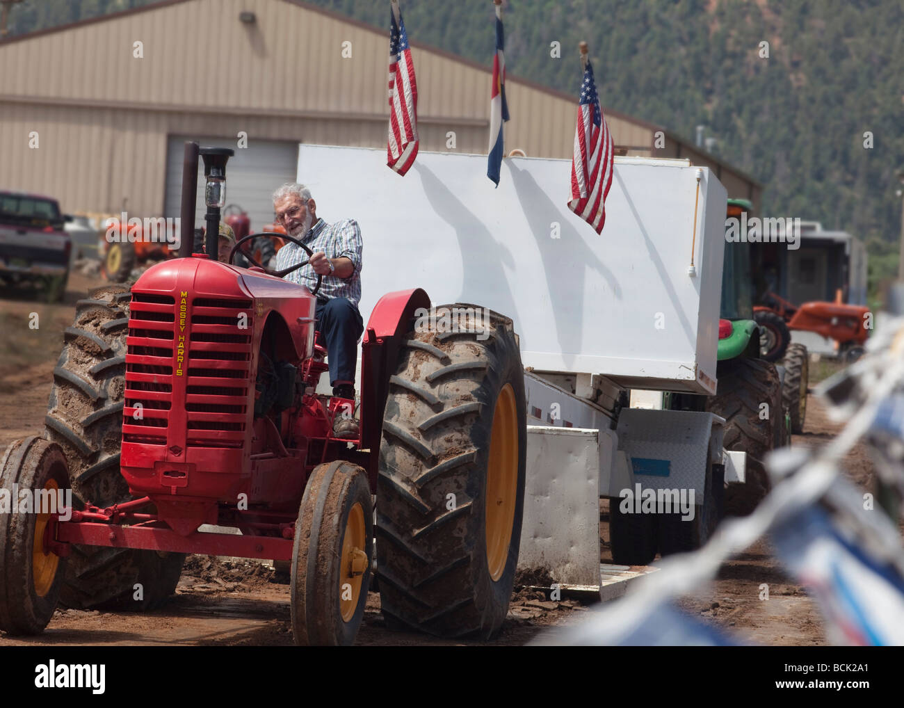 Palmer Lago Colorado il trattore annuale concorso di trazione tra allevatori sulle alte pianure a sud di Denver Foto Stock