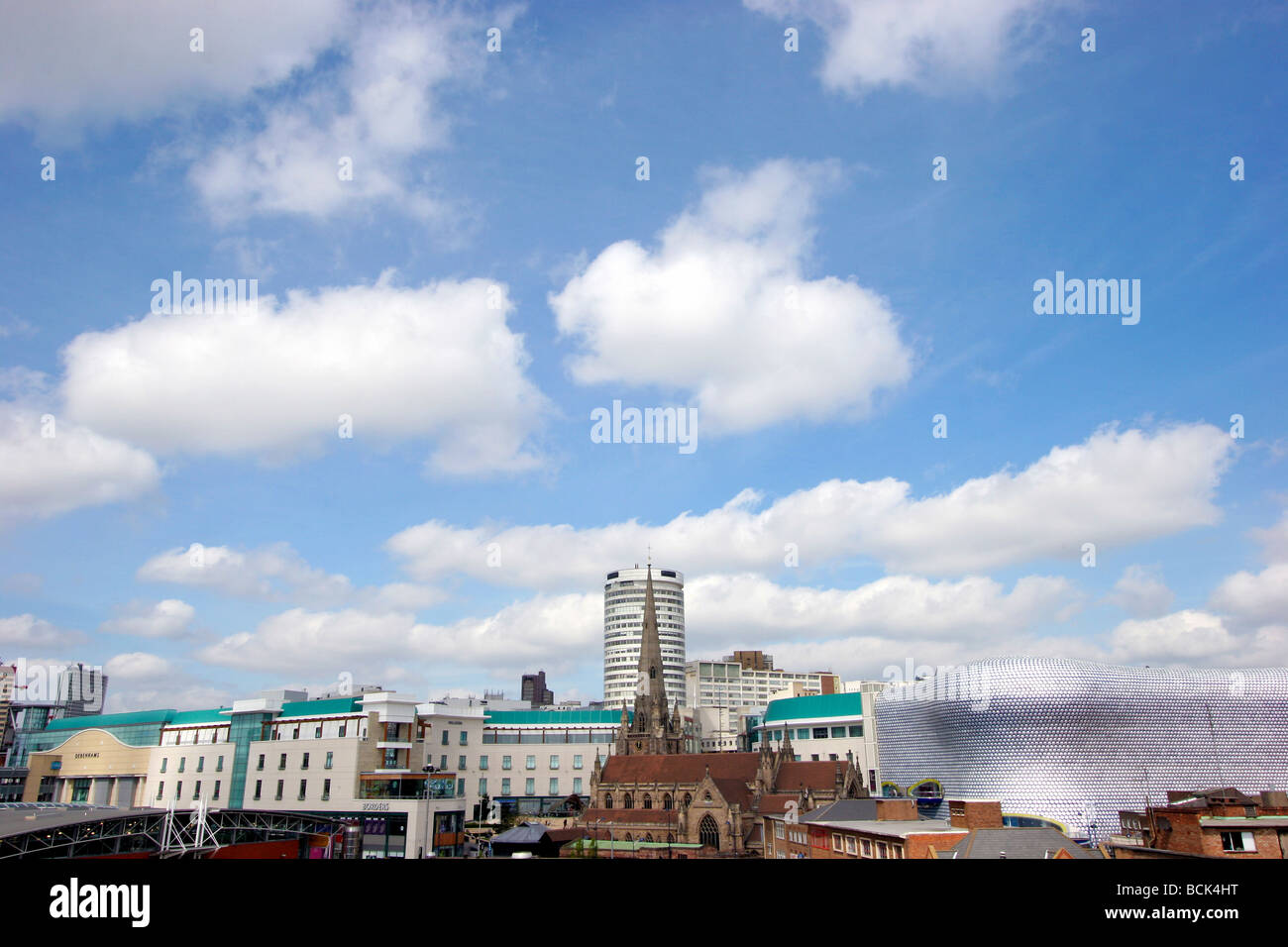 Paesaggio di Birmingham compreso il Selfridges building, Birmingham, Inghilterra. Foto Stock