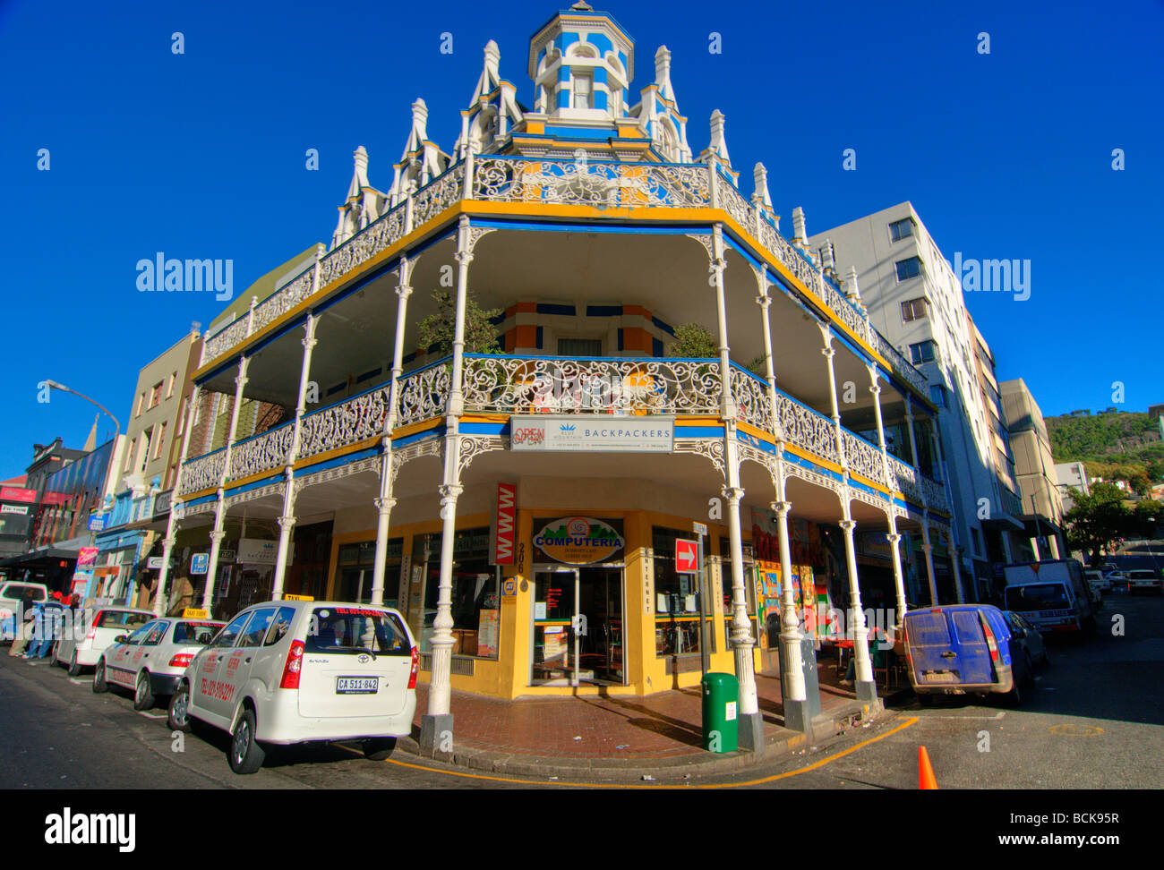 Design Vittoriano su Backpacker's hotel sulla lunga strada di Città del Capo Sud Africa Foto Stock