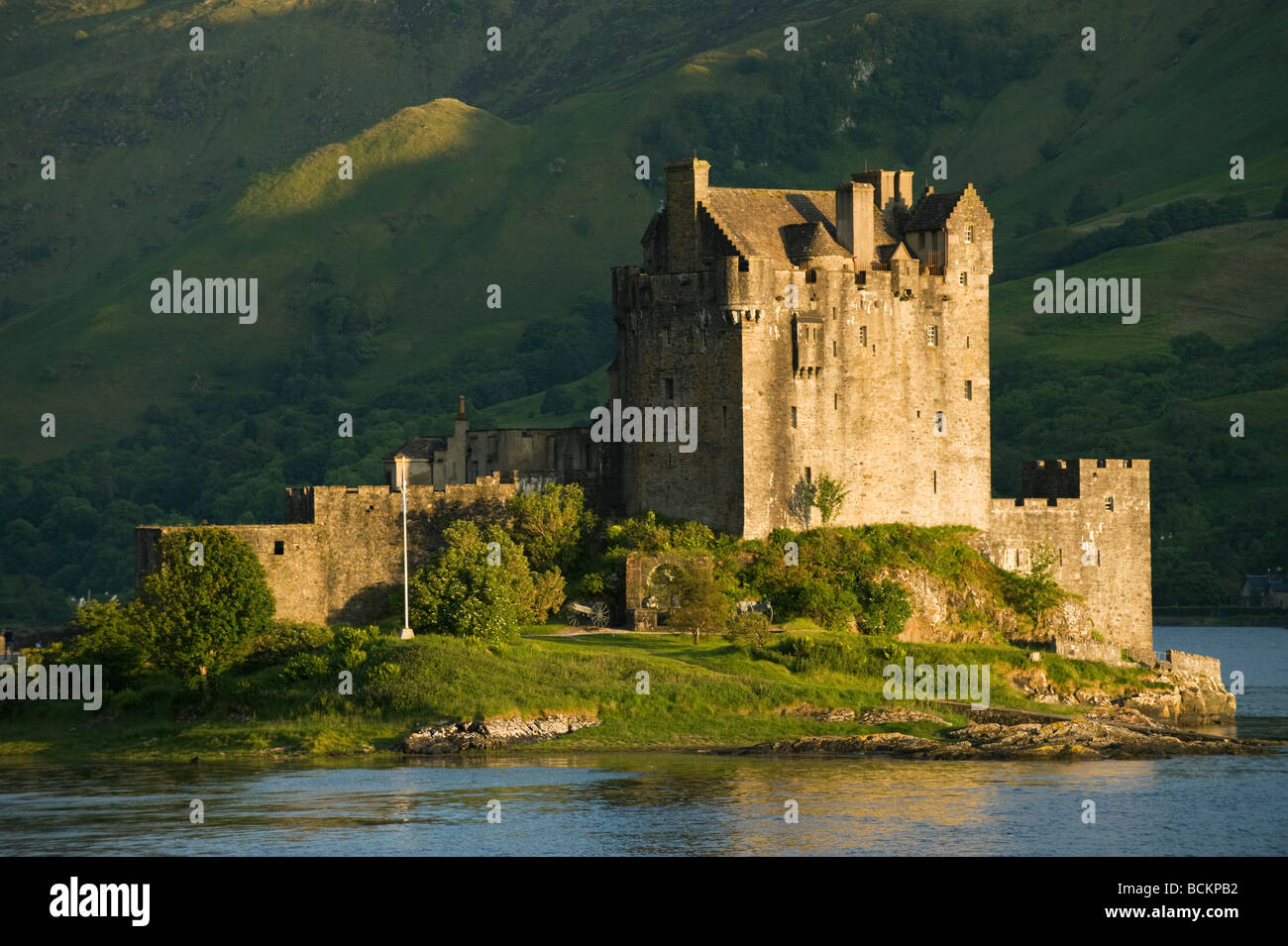 Eilean Donan Castle, Dornie, Kyle of Lochalsh, Scozia Foto Stock