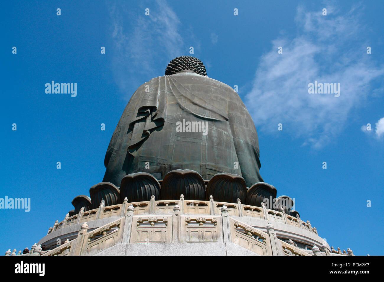 Cina Hong Kong Isola di Lantau Tien Tan grande statua del Buddha in Po Lin temple Ngong Ping district Foto Stock