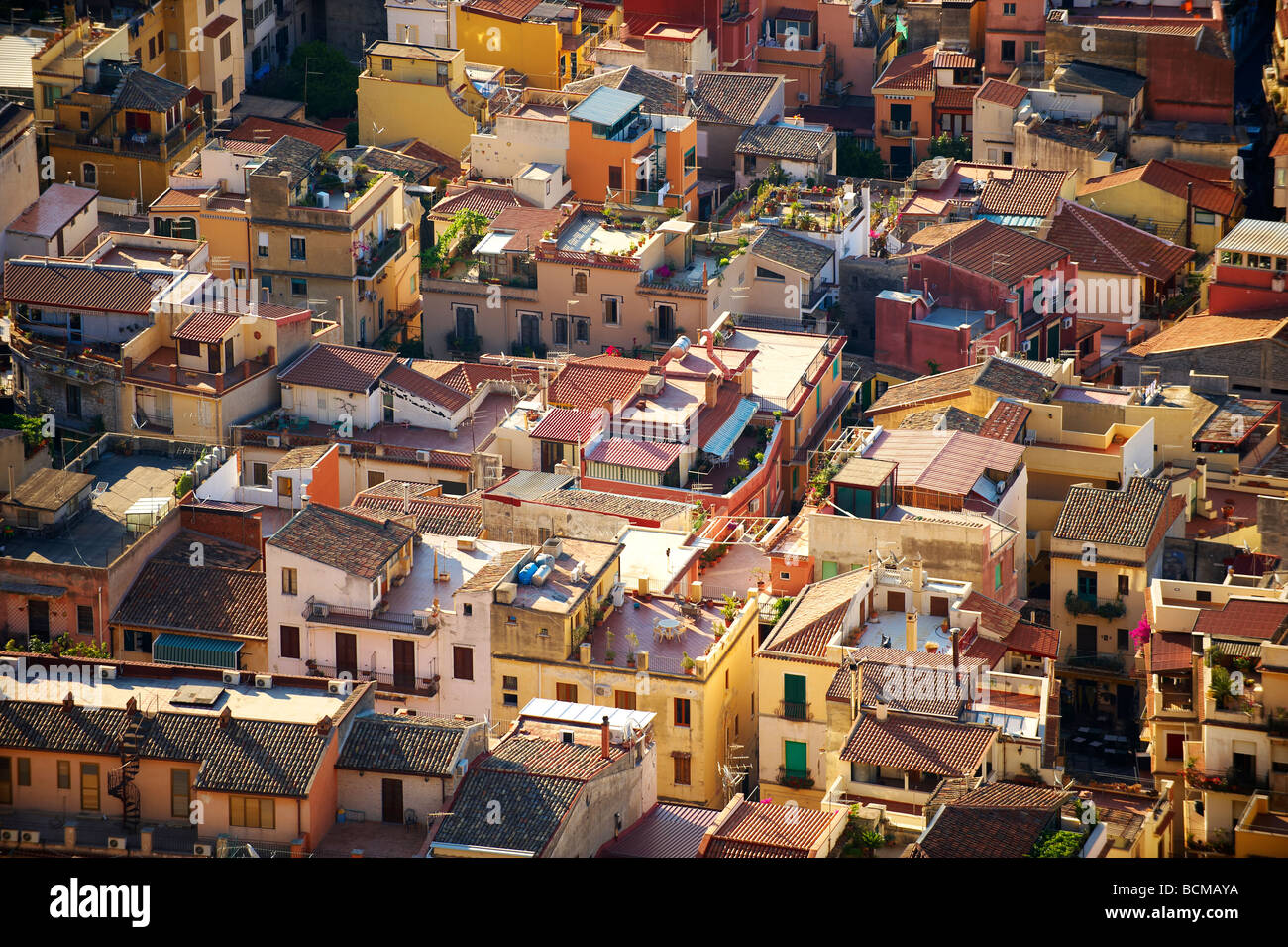 Roof top Arial vista di Taormina in Sicilia, Italia Foto Stock