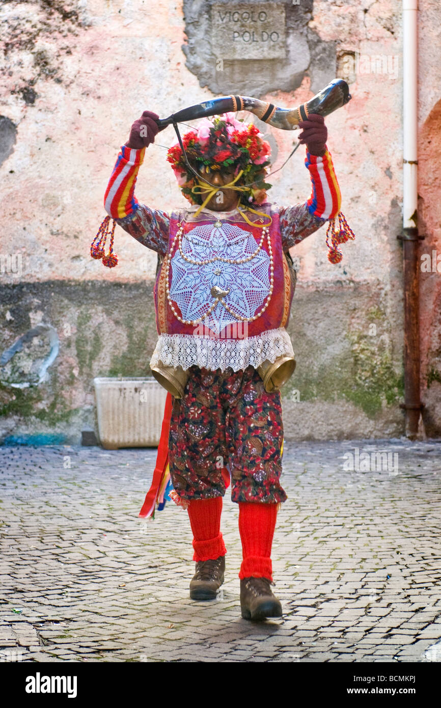 Il carnevale di Schignano Como italia Foto Stock