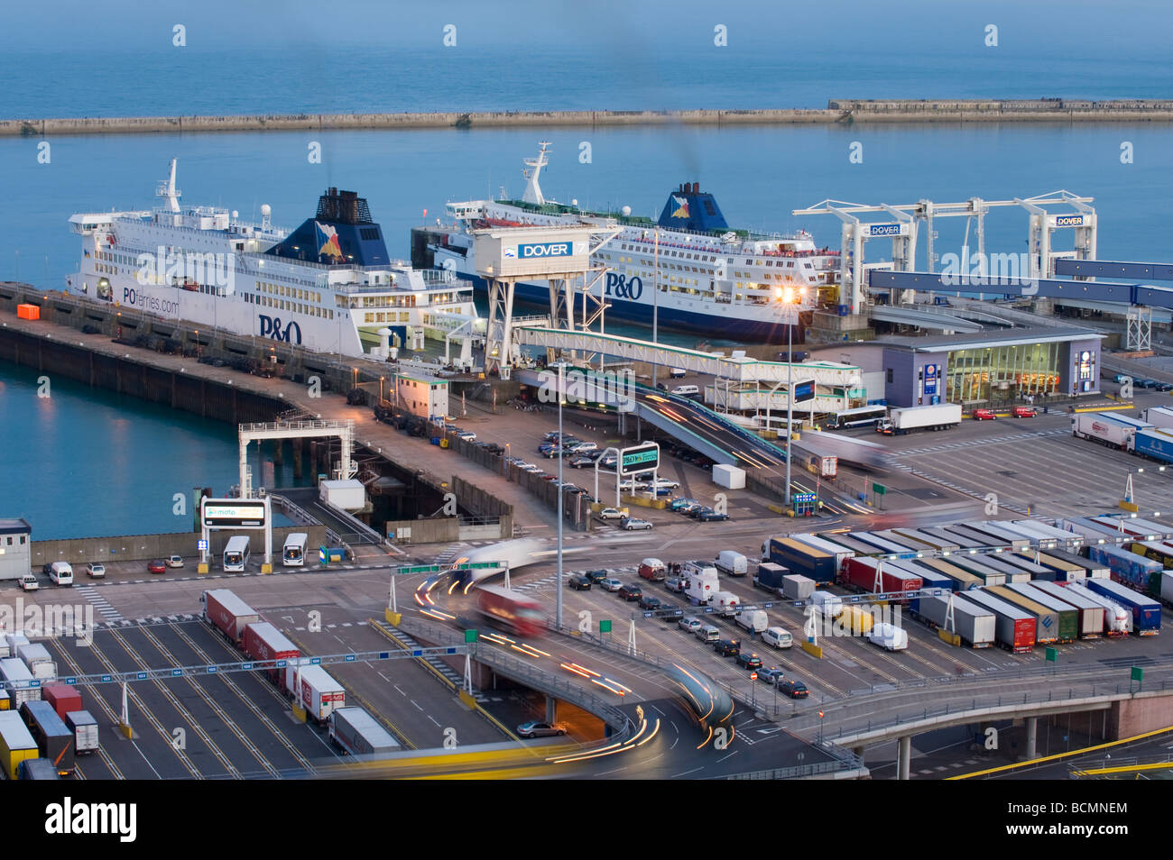 Eastern docks e al porto dei traghetti Dover Kent REGNO UNITO Foto Stock