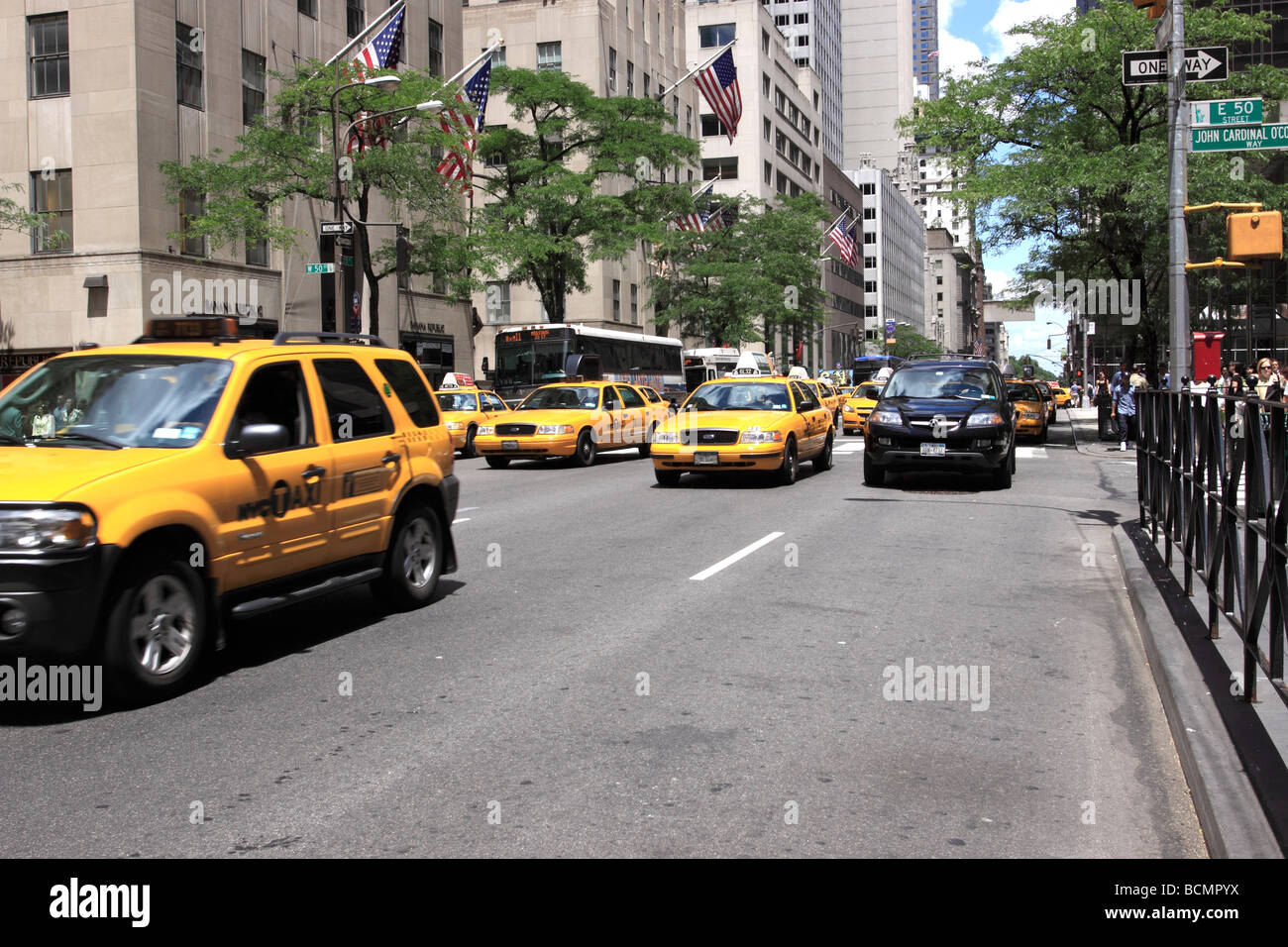 5Th Ave a 50th St, Rockefeller Center, Manhattan New York City USA Foto Stock