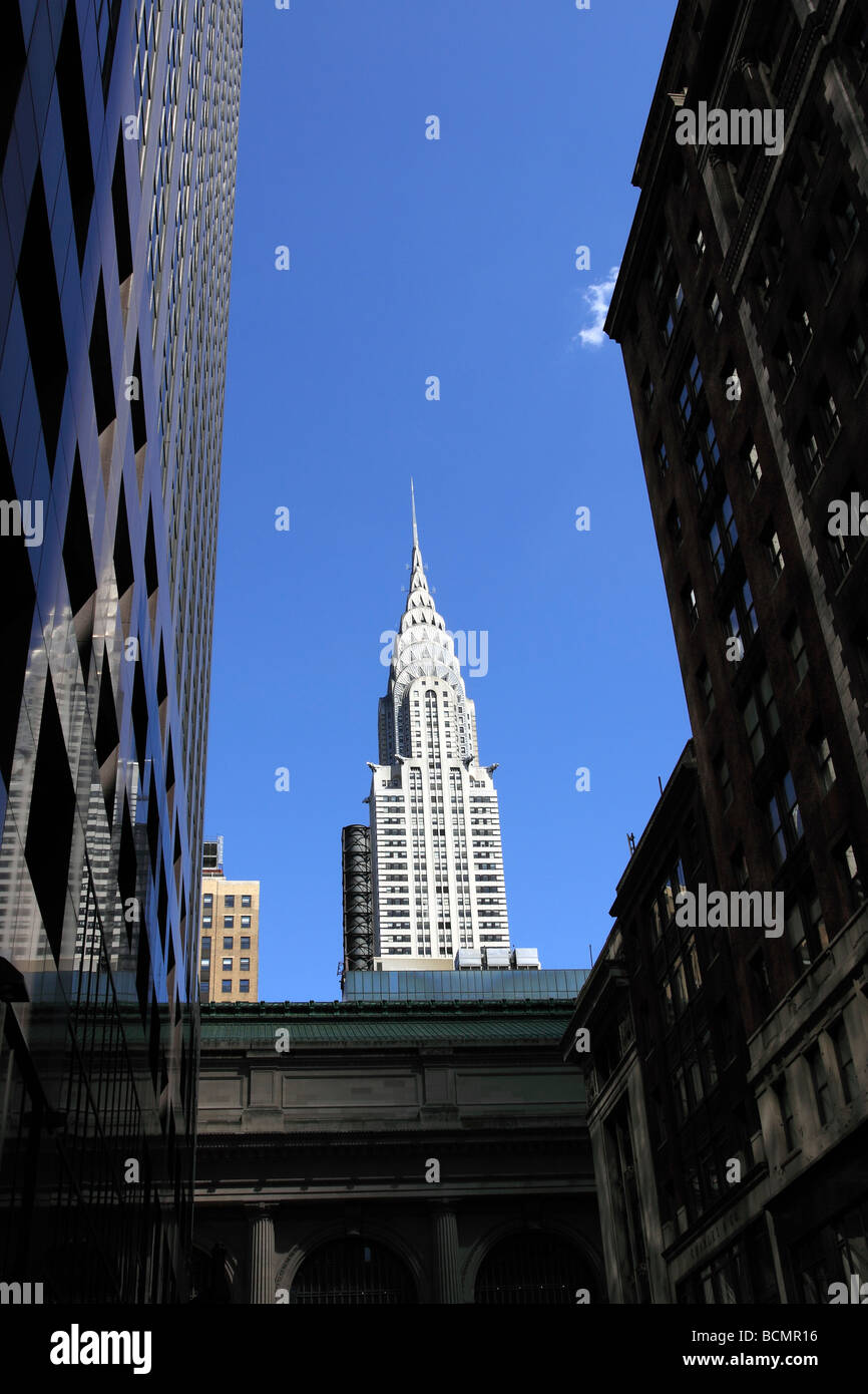 Il Chrysler building che domina la Grand Central Station, New York City USA Foto Stock