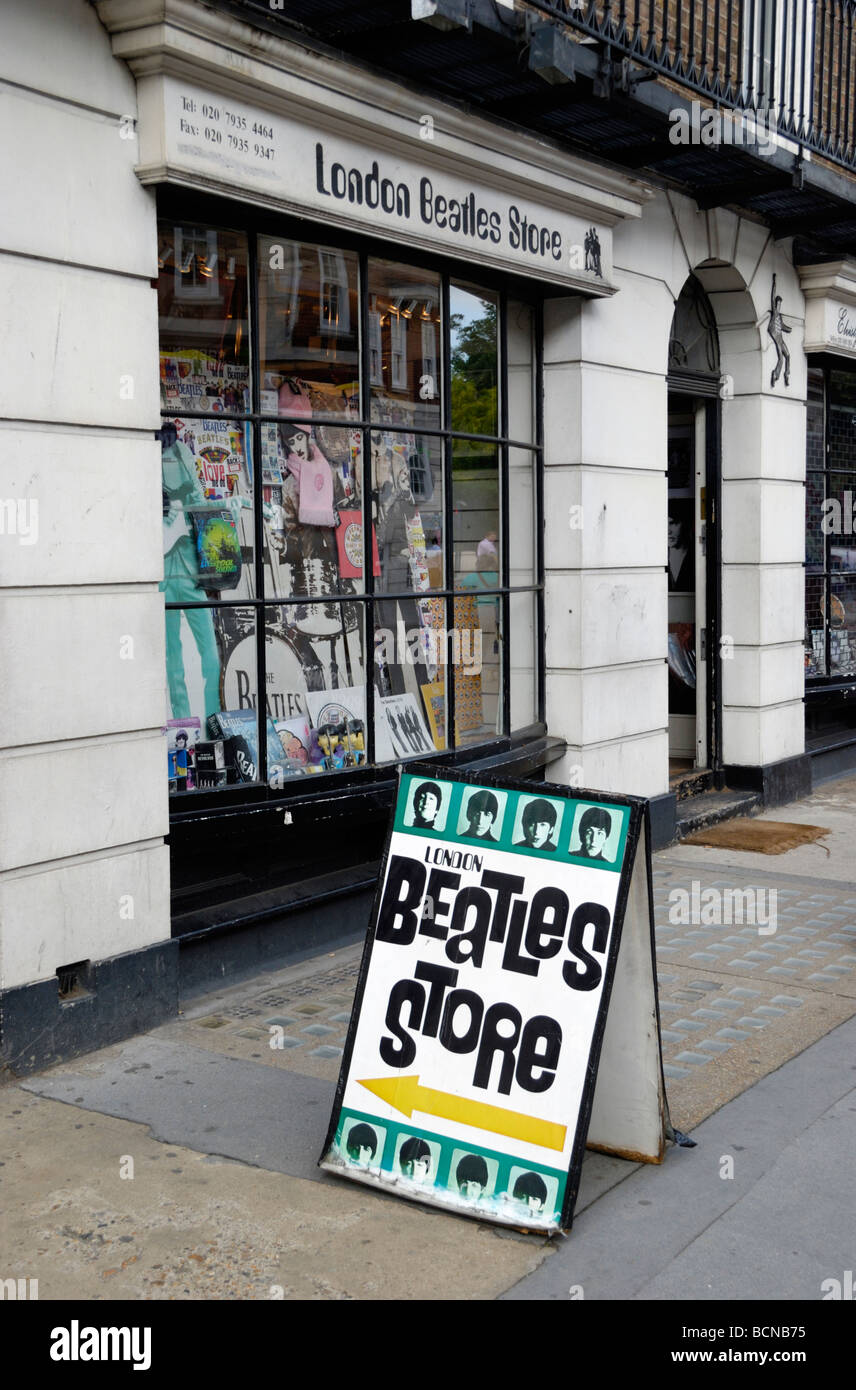Il Beatles memorabilia Store shop in Baker Street London Foto Stock