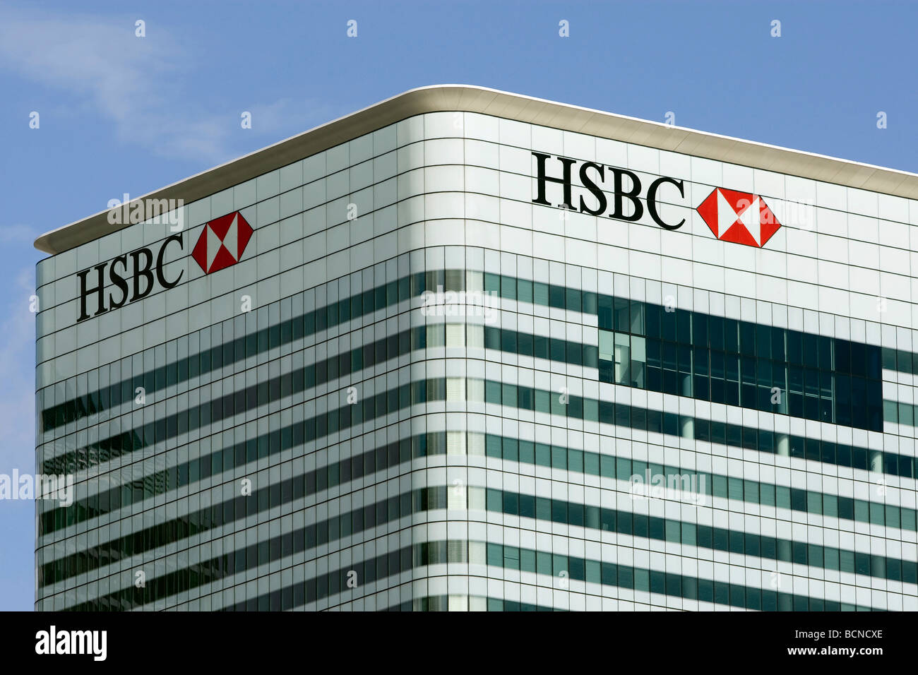 La parte superiore della HSBC Building a Londra Dockland's Canary Wharf Foto Stock