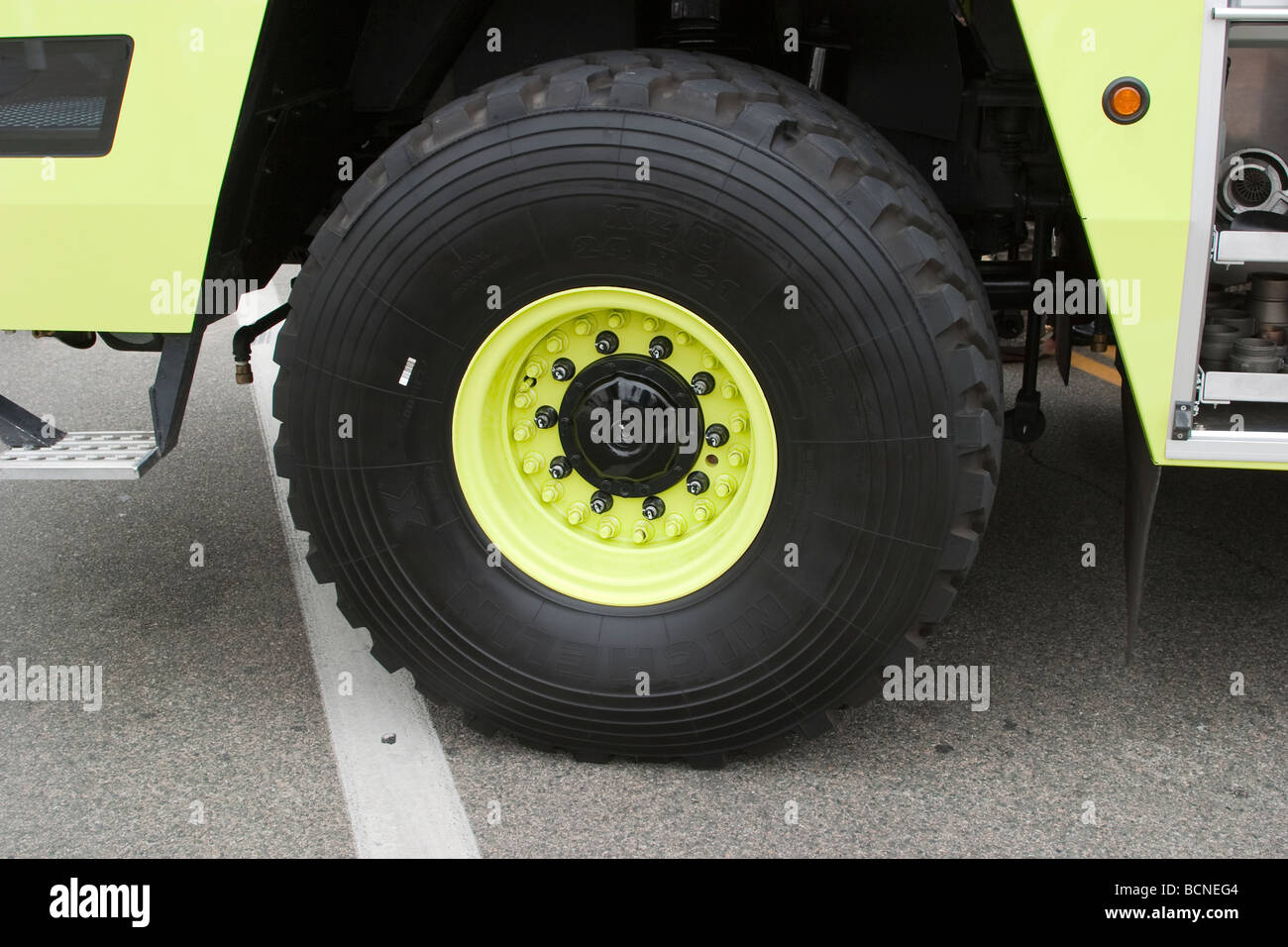 Burbank Glendale Pasadena autorità aeroportuale veicolo antincendio Foto Stock