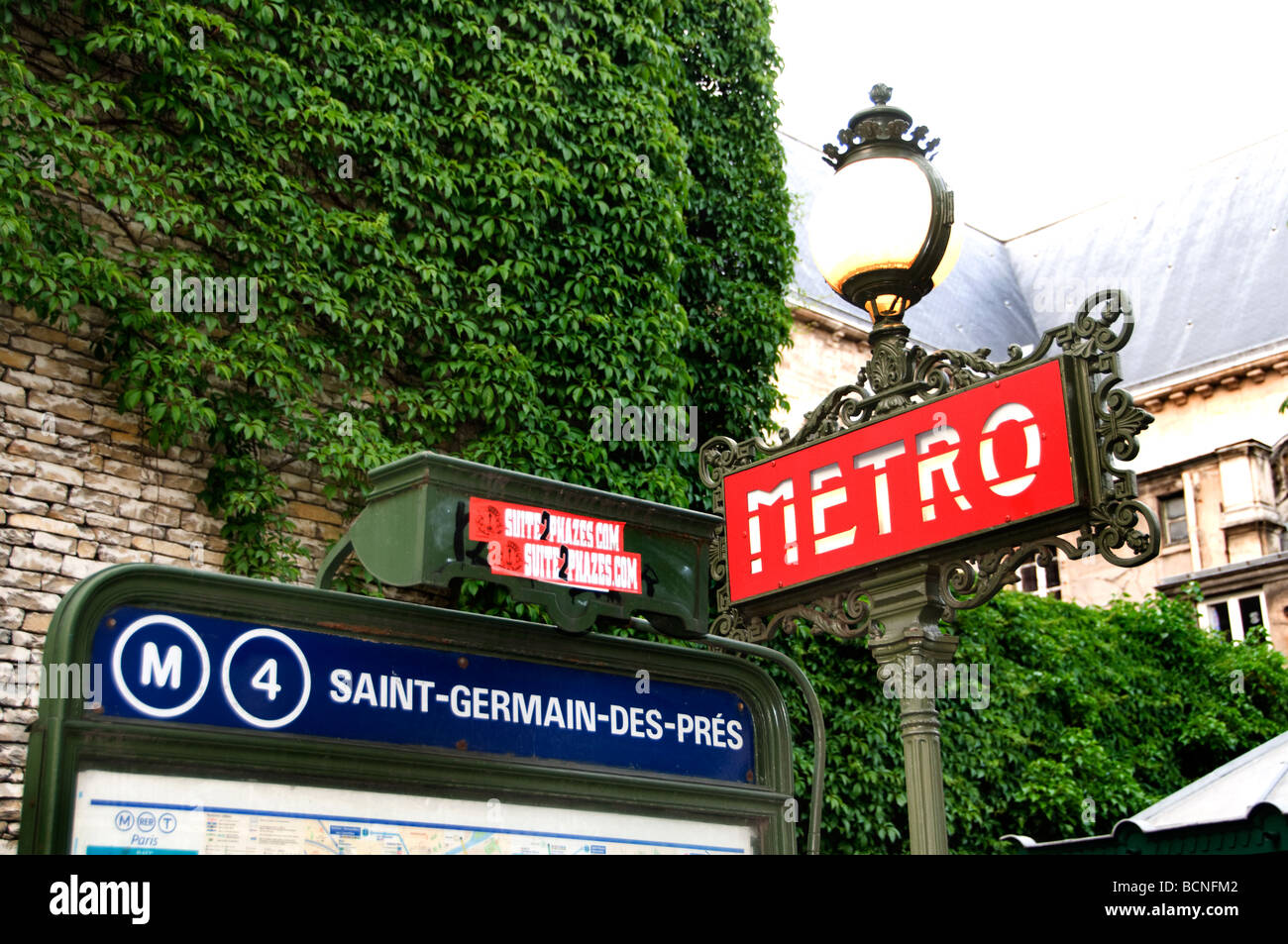 Metro Saint Germain des Pres Parigi Francia segno Foto Stock