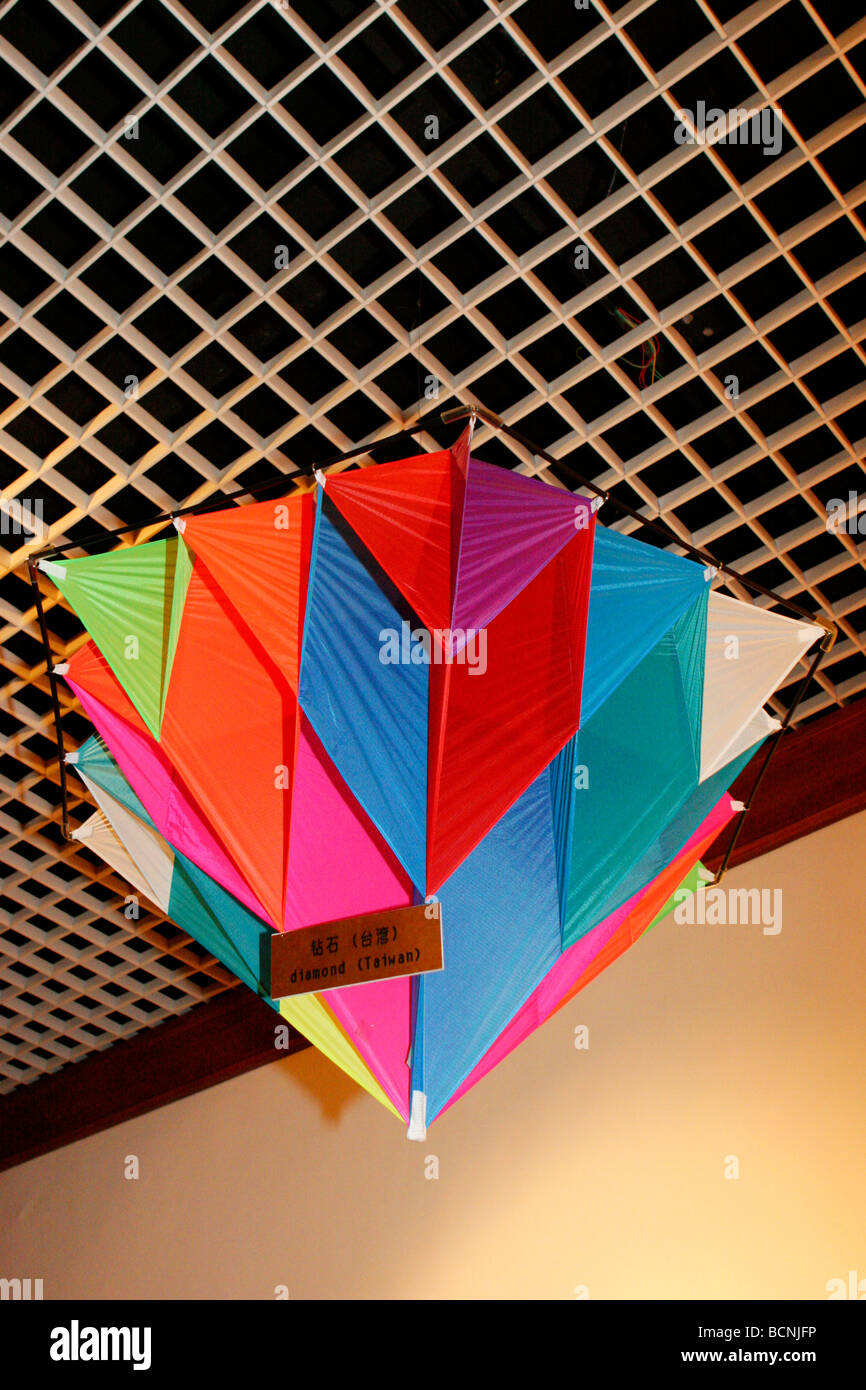 Tridimensionali di aquilone, il Kite Museum, Weifang, Provincia di Shandong, Cina Foto Stock