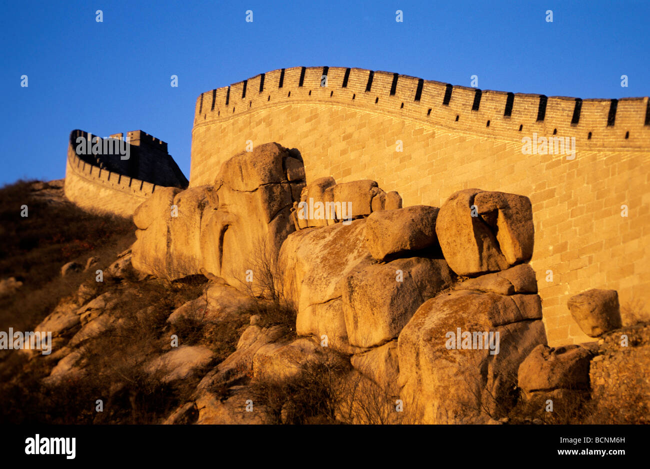 Grande Muraglia di Badaling costruito sulle rocce, Yanqing, Pechino, Cina Foto Stock