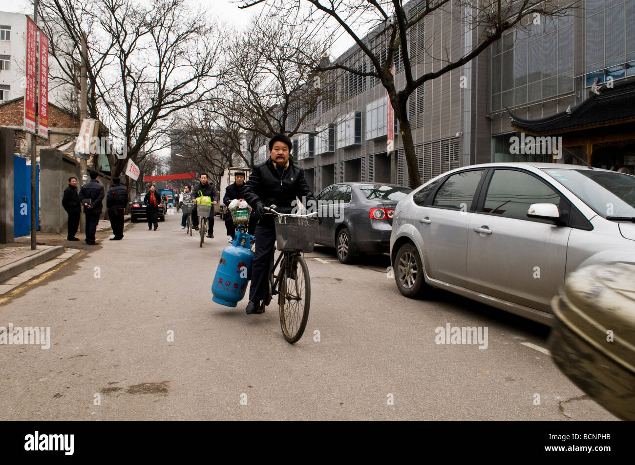 Una vivace strada laterale in Nanjing Foto Stock