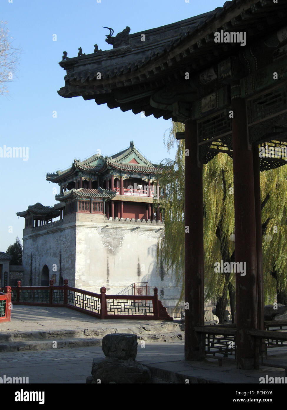 Fiorente Cultura Pavilion nel palazzo d'Estate a Pechino, Cina Foto Stock