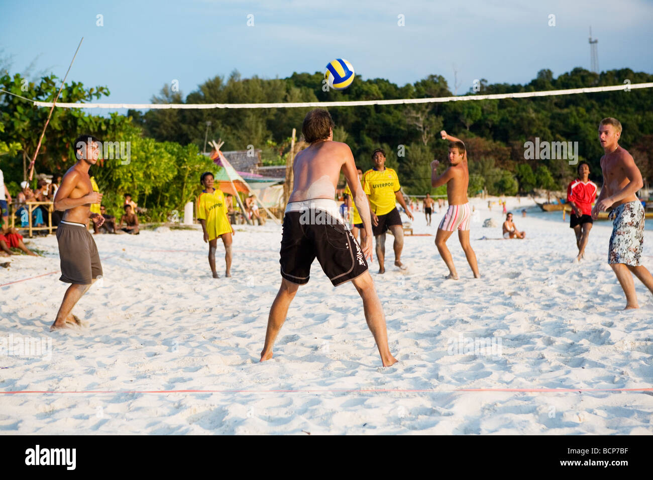 Beach volley in Koh Lipe island, Thailandia. Foto Stock