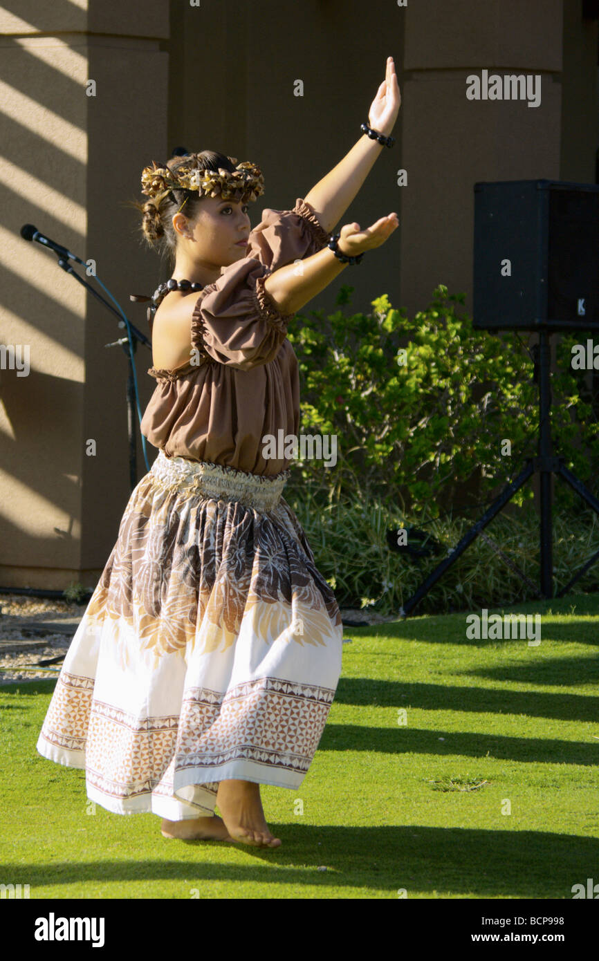 Ballerina di Hula al Sheraton Kauai Resort Poipu HI Foto Stock