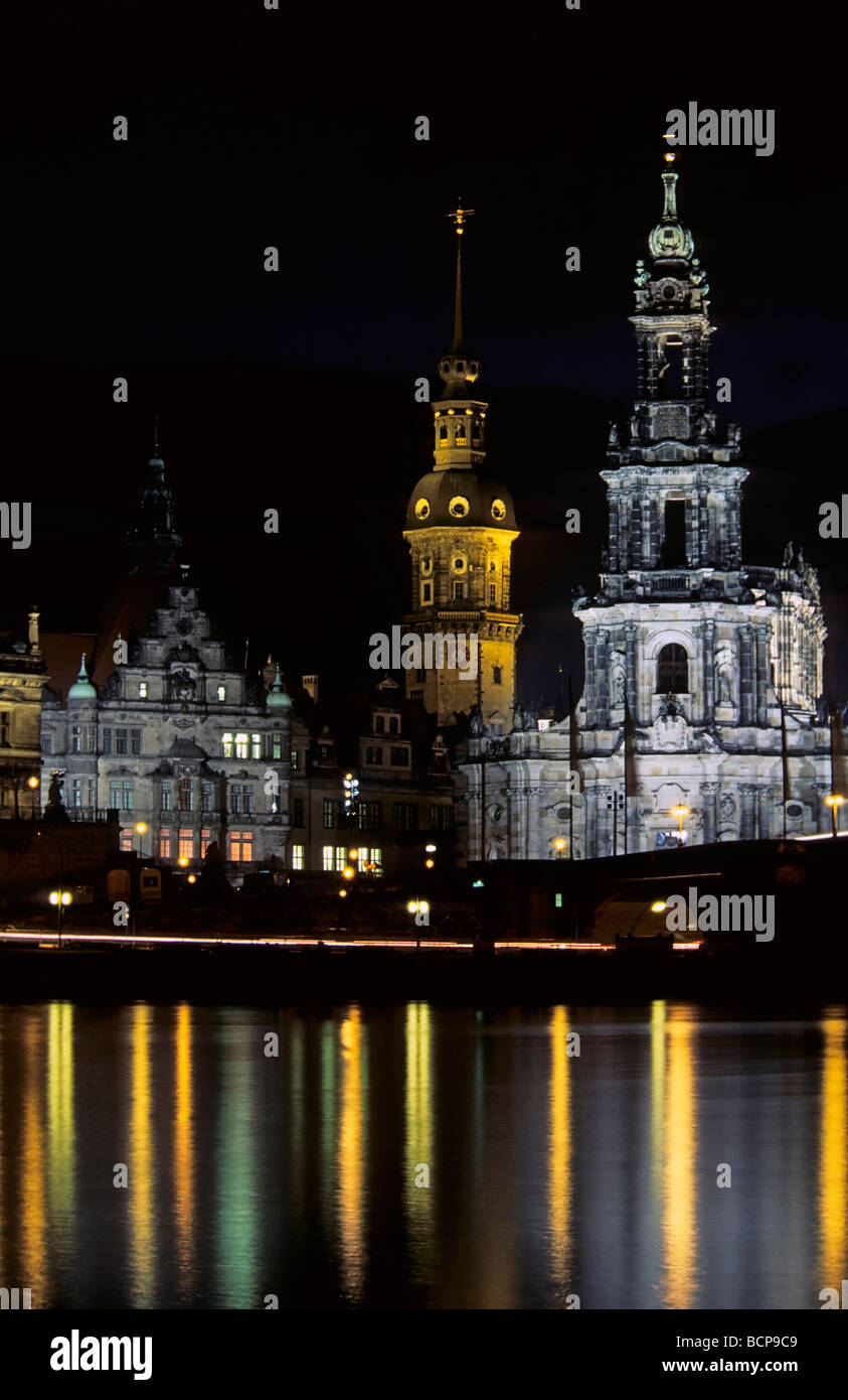 Bruehlsche terrasse und hofkirche dresden sachsen deutschland bruehls terrazza e cattedrale Sassonia Germania Foto Stock