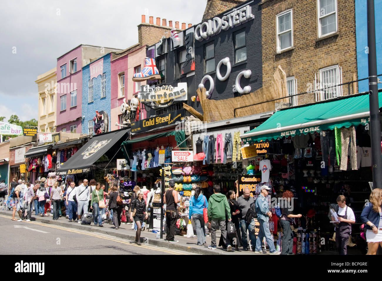 Camden Lock market Camden Town London Inghilterra England Foto Stock