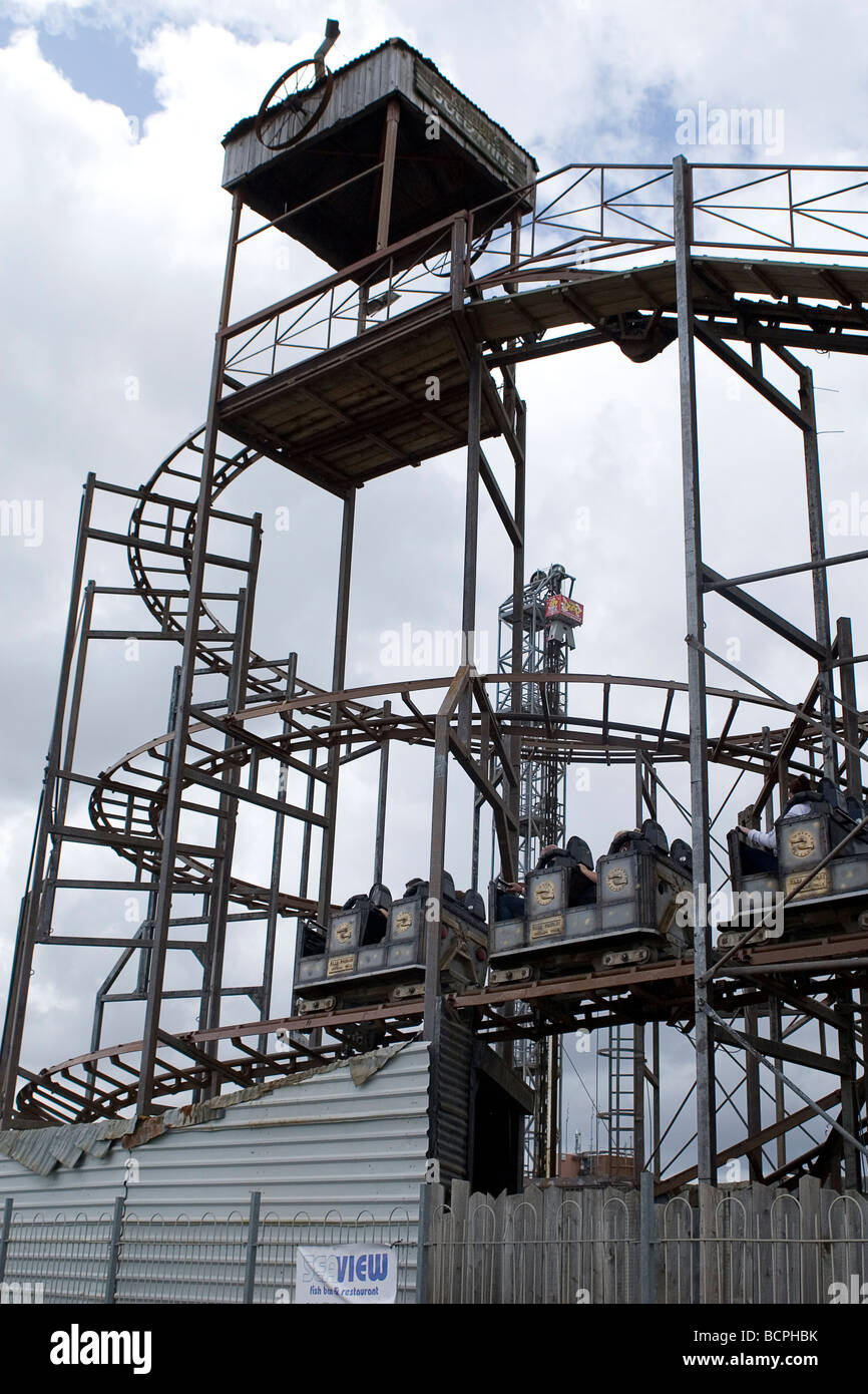 Klondike Looping Roller Coaster a Funland, Hayling Island Foto Stock