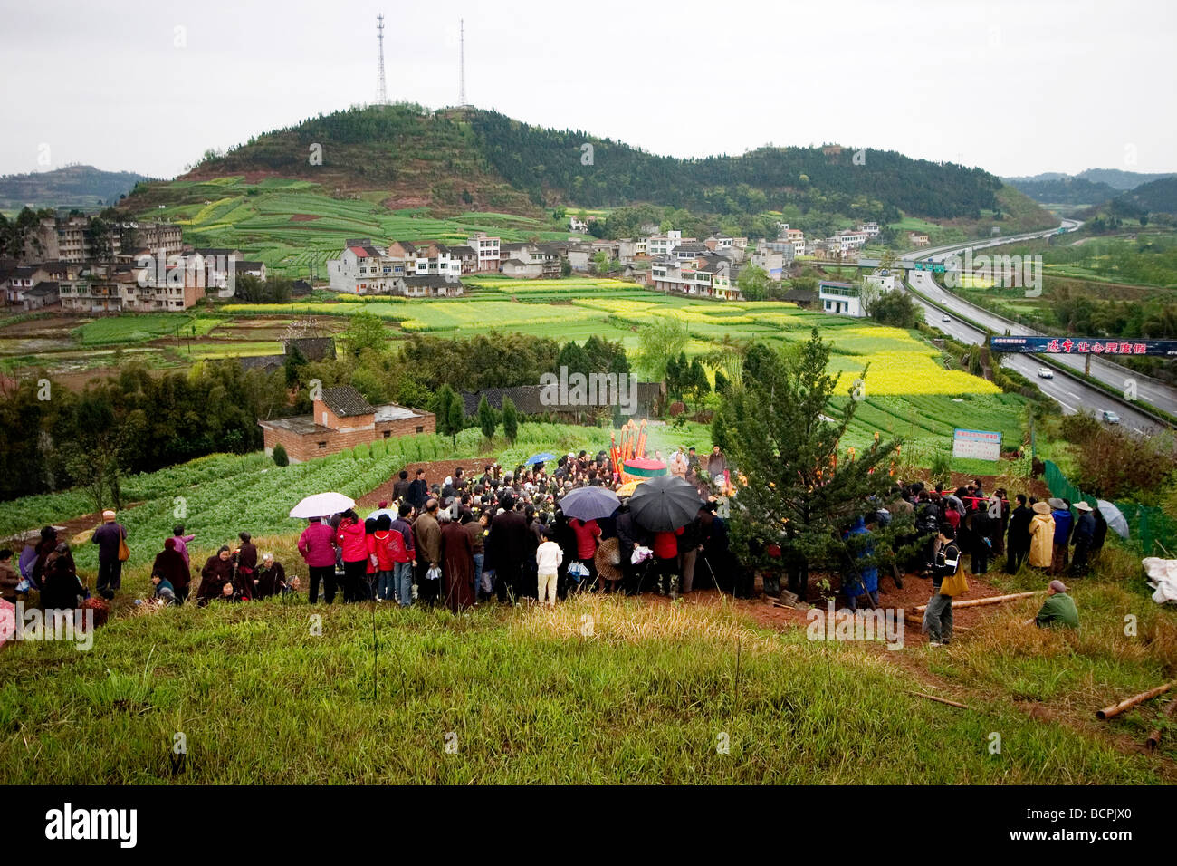 Cinese tradizionale procedimento funebre, nella provincia di Sichuan, in Cina Foto Stock