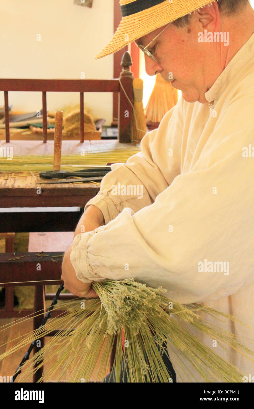 Ginestra rendendo la dimostrazione in Oriente Famiglia fratelli s Shop scuotitore al borgo di Colle Ameno Harrodsburg Kentucky Foto Stock