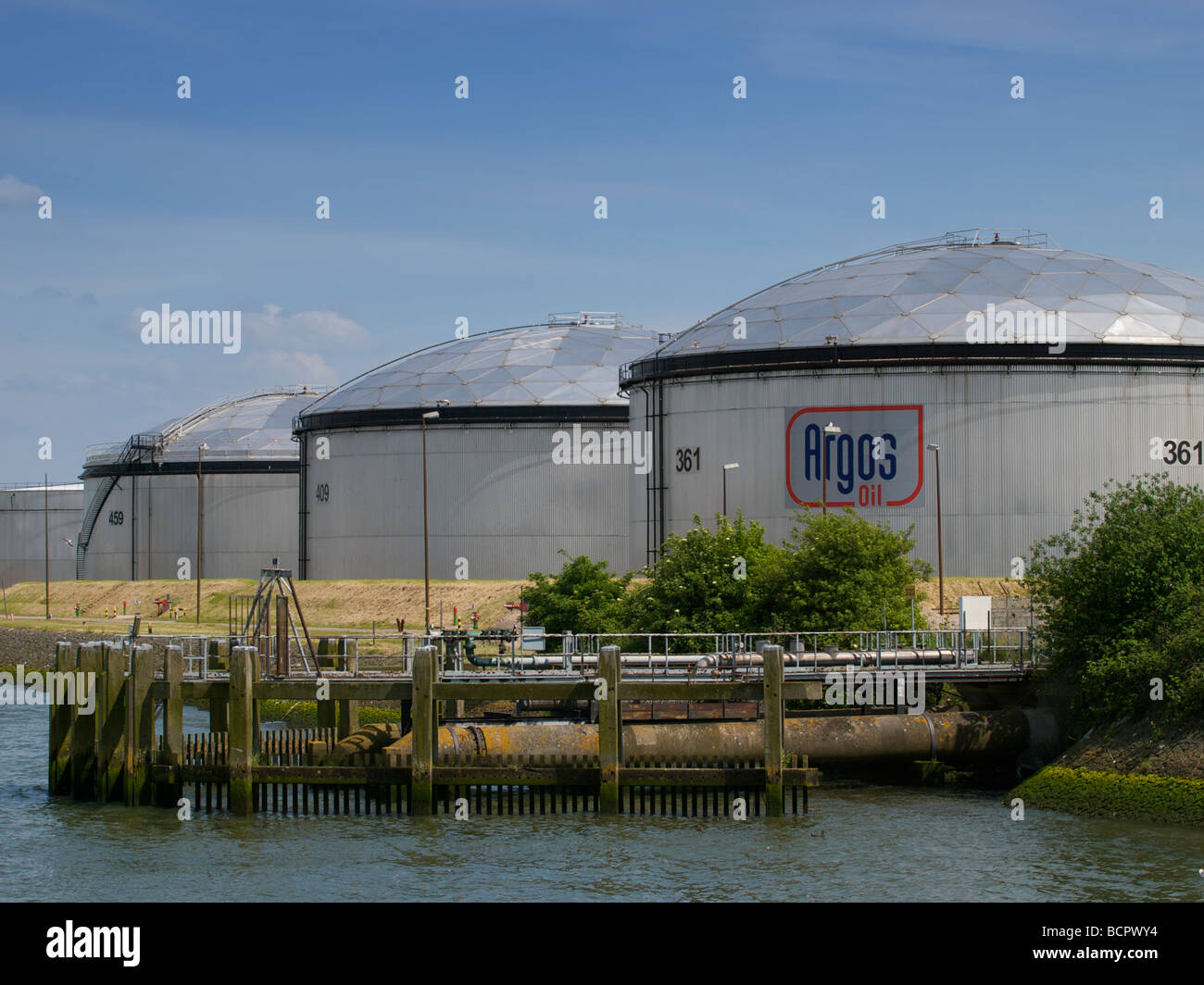 Olio di Argos serbatoi di accumulo carburante in Rotterdam Zuid Holland Olanda Foto Stock