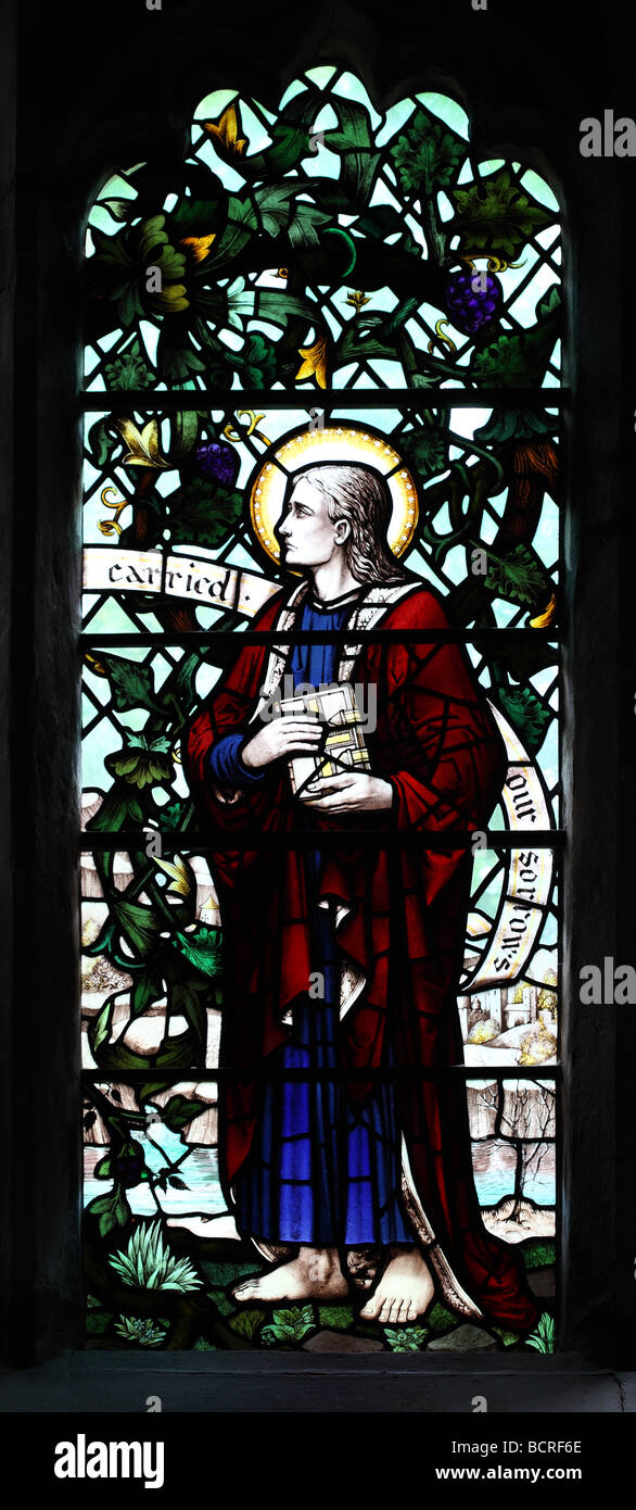 Prestbury chiesa st Pitter è religiosa cristiana in vetro colorato del patrimonio religioso cattolico icona religione iconica pregare graphic pic Foto Stock