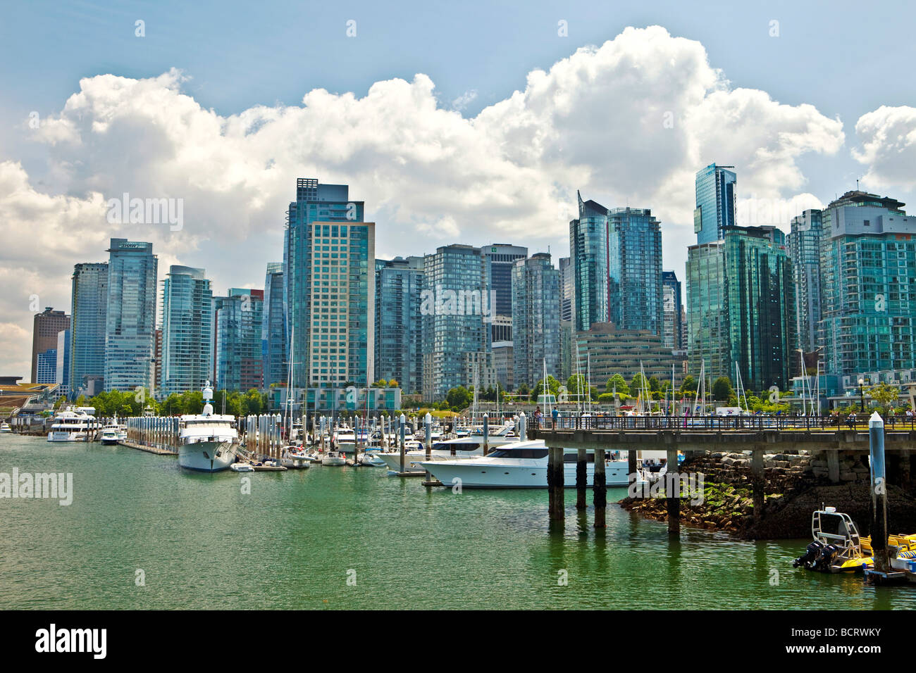 Coal Harbour e il centro di Vancouver British Columbia Canada Foto Stock