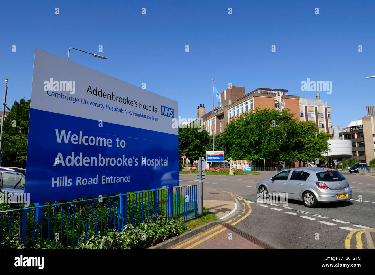 Benvenuti all Ospedale di Addenbrooke segno Inghilterra Cambridge Regno Unito Foto Stock